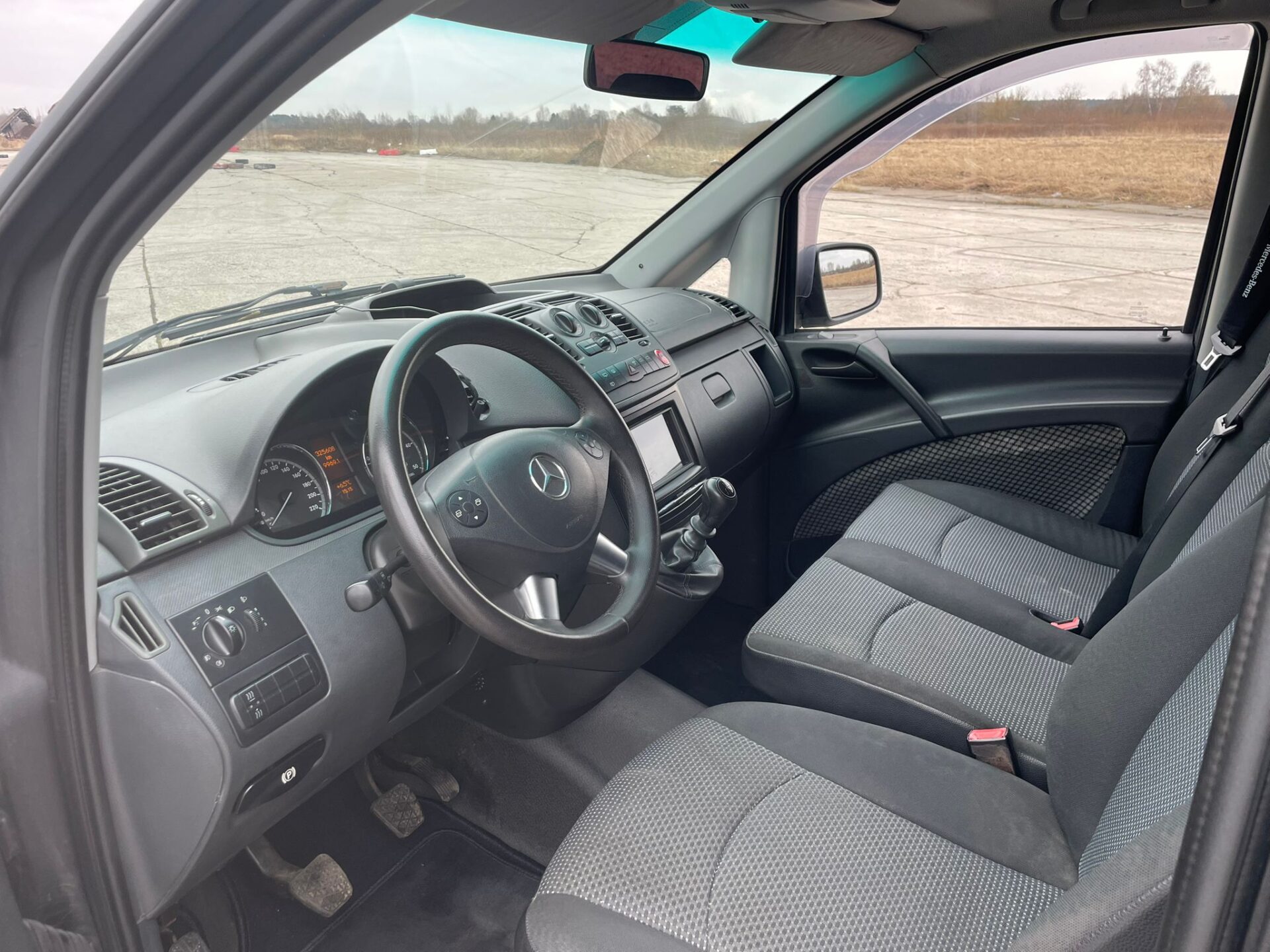 MB VITO 116 6-VIETAS