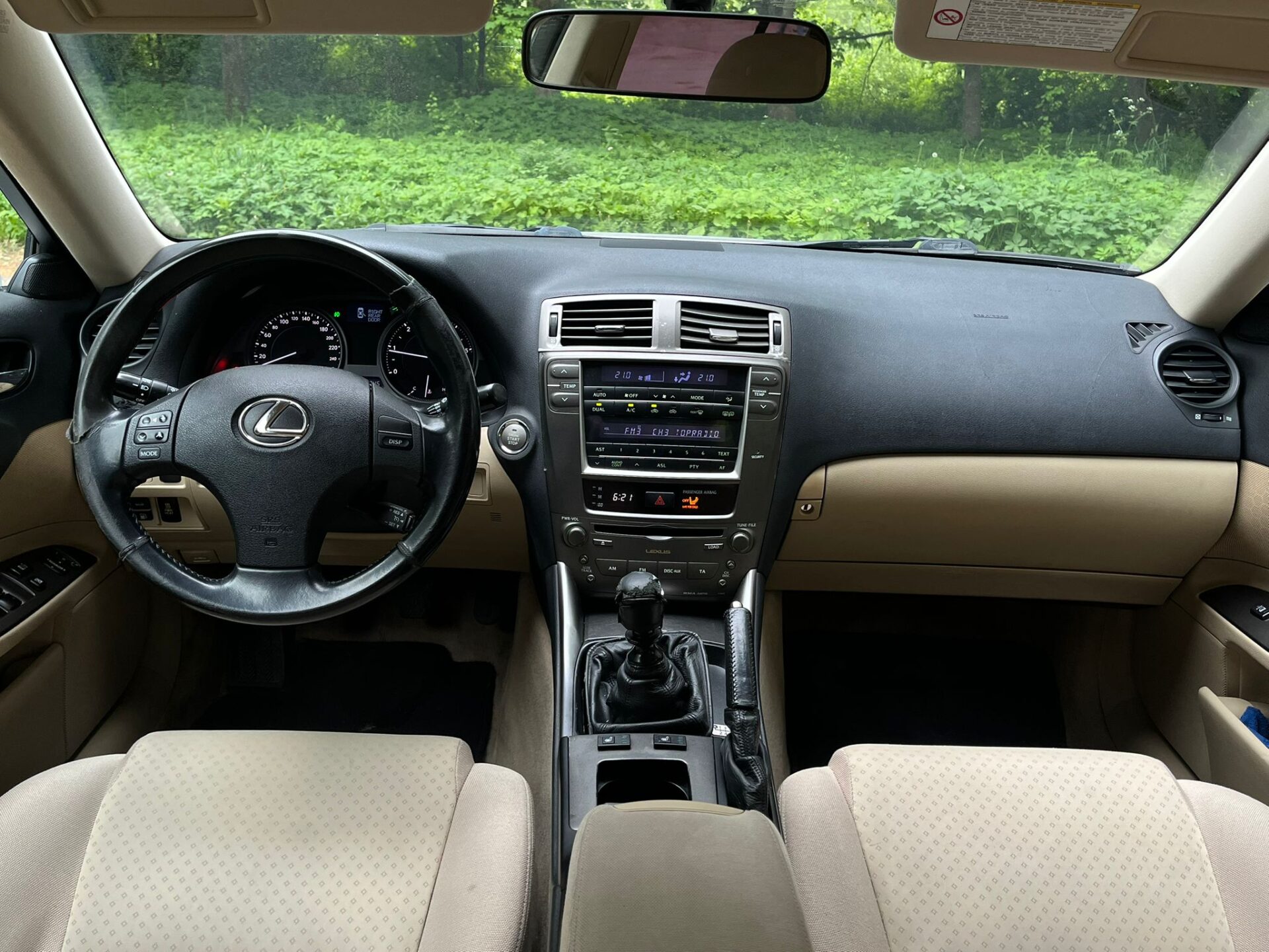LEXUS IS 220