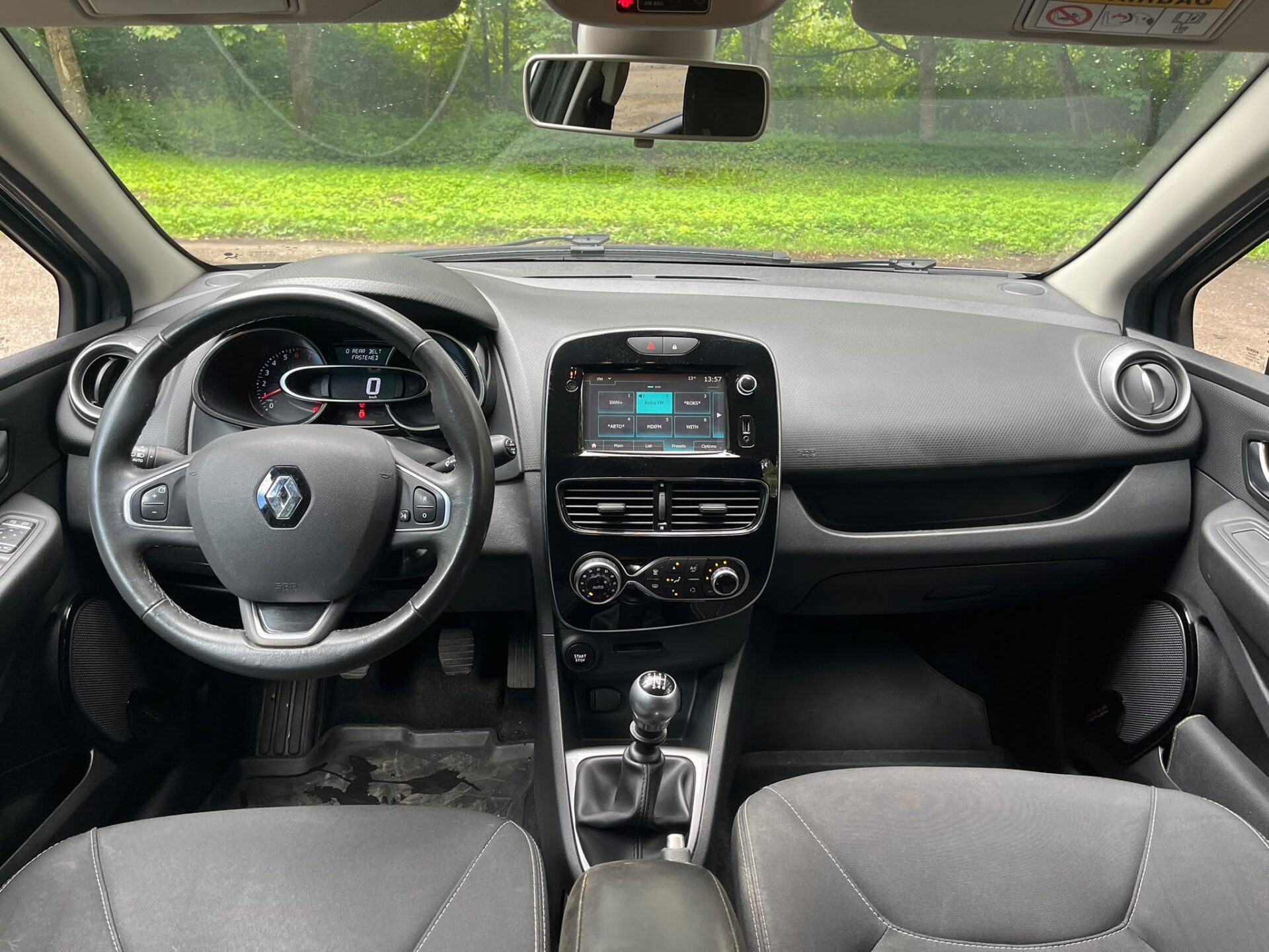 RENAULT CLIO LIMITED EDITION