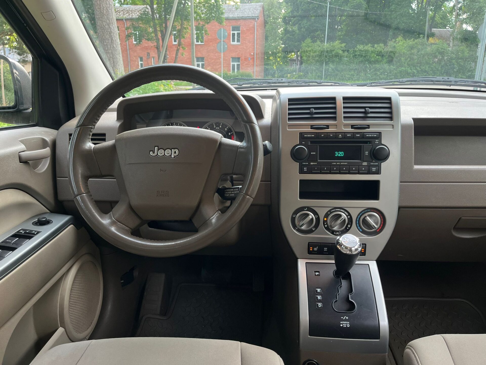 JEEP COMPASS