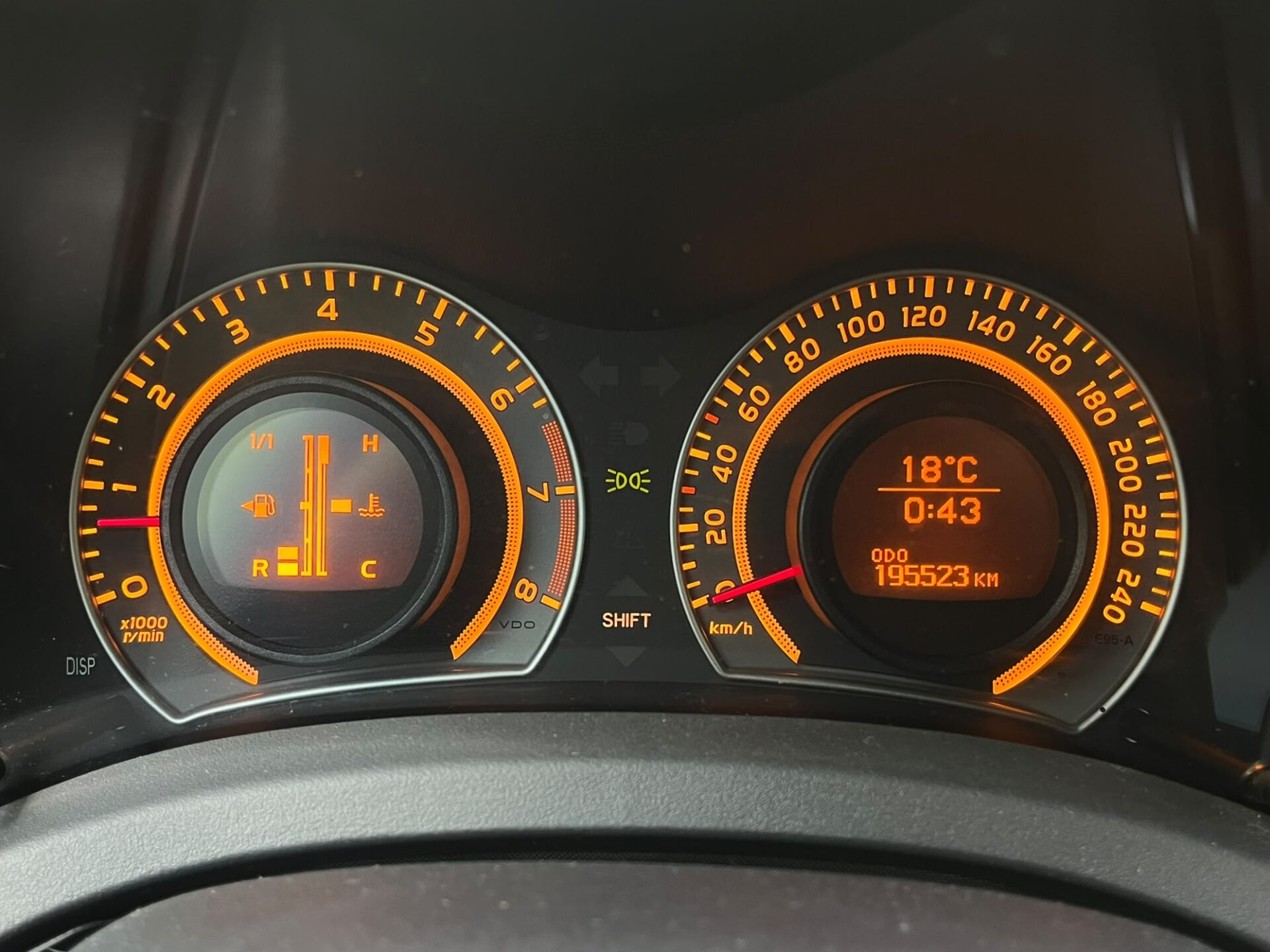 TOYOTA AURIS