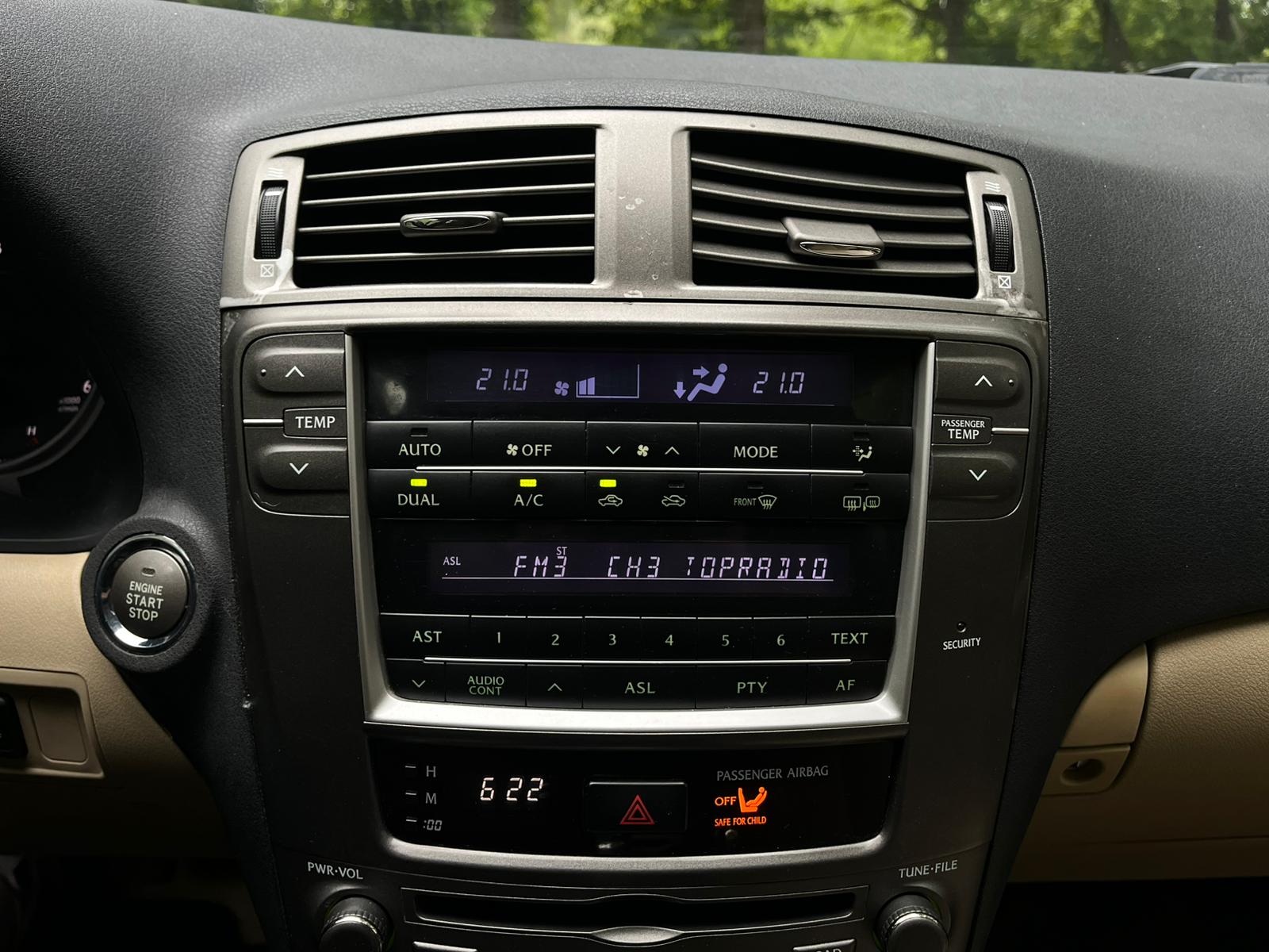 LEXUS IS 220