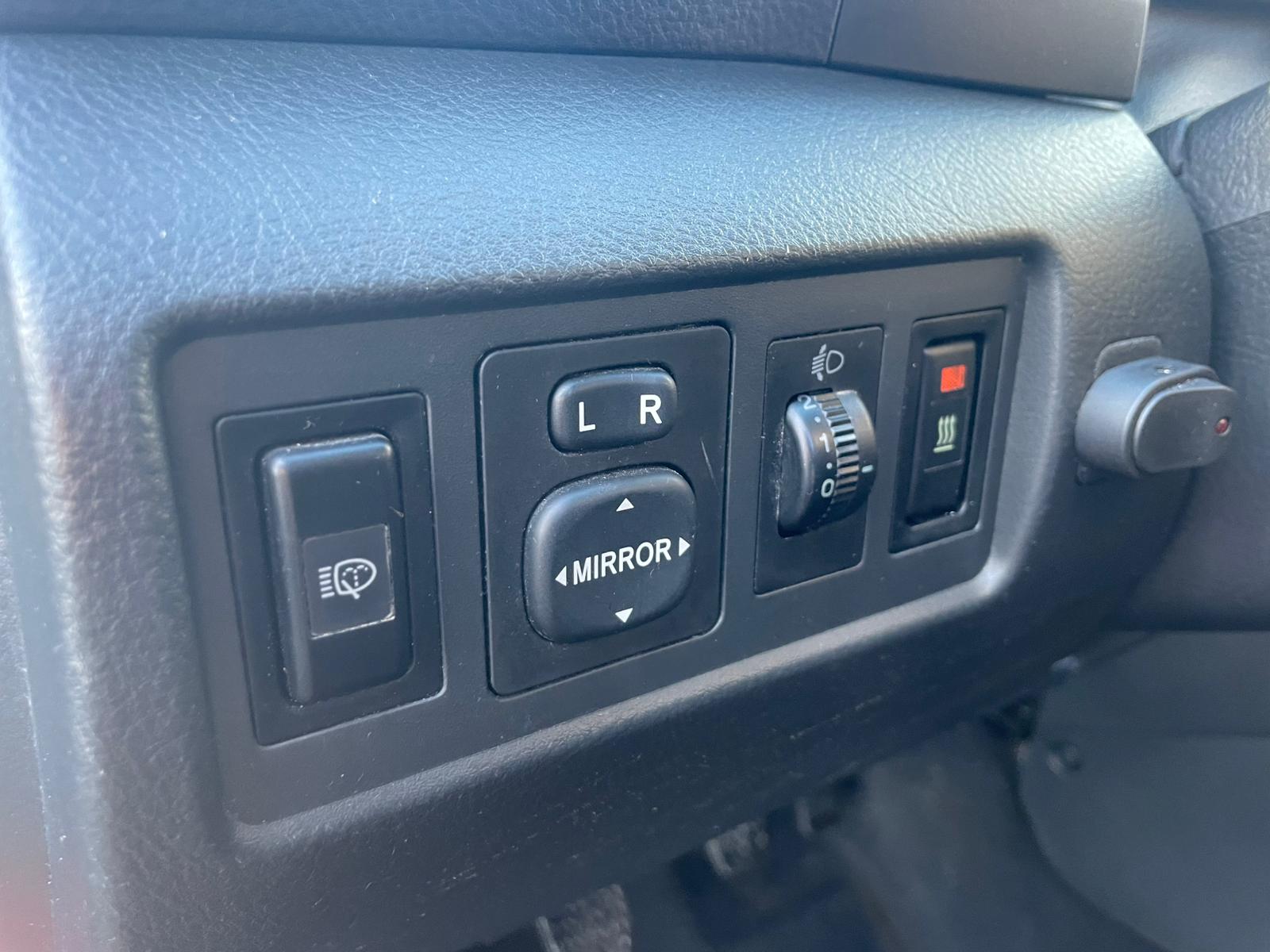 TOYOTA COROLLA VERSO