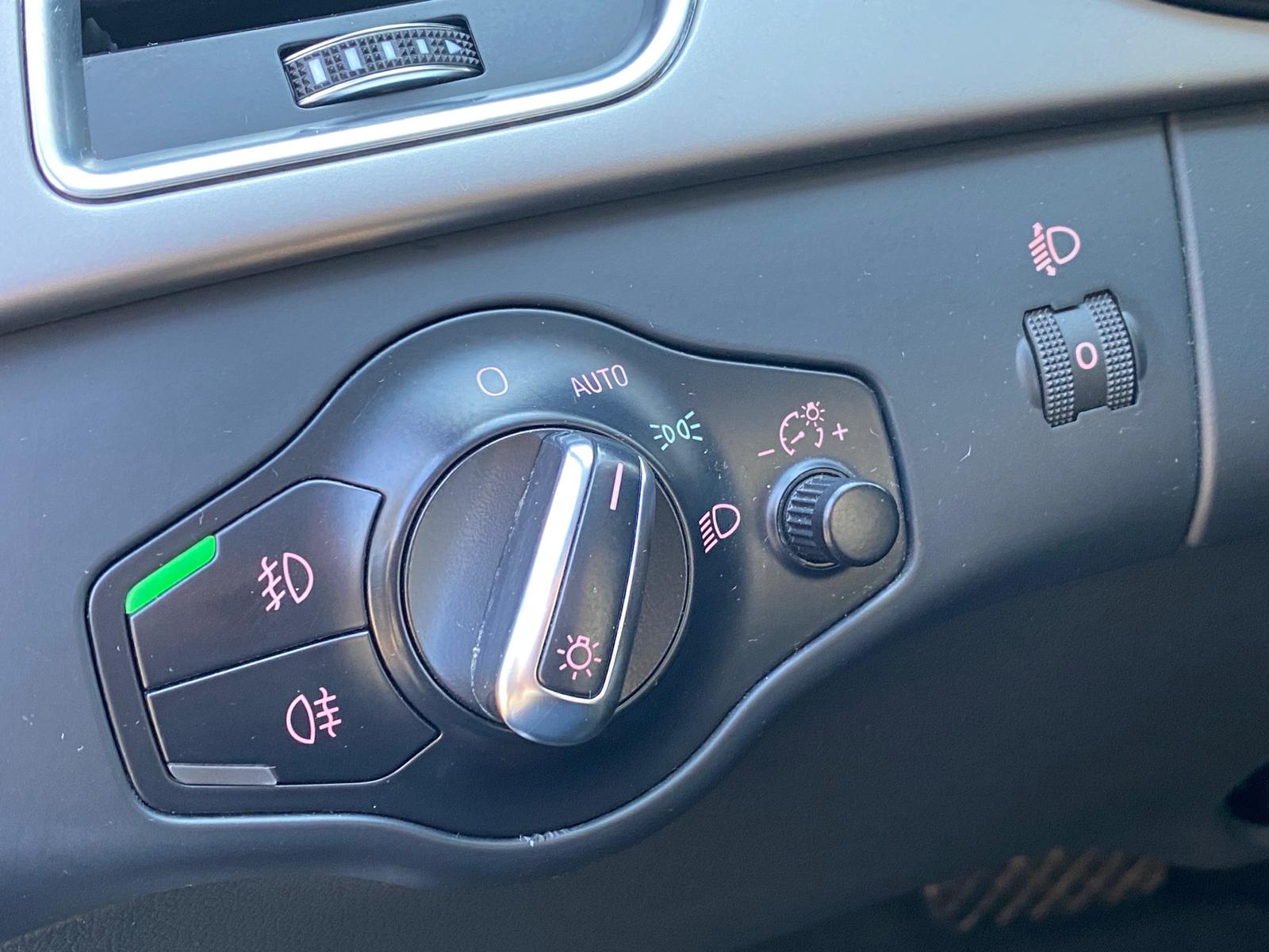 AUDI A4 S-LINE QUATTRO