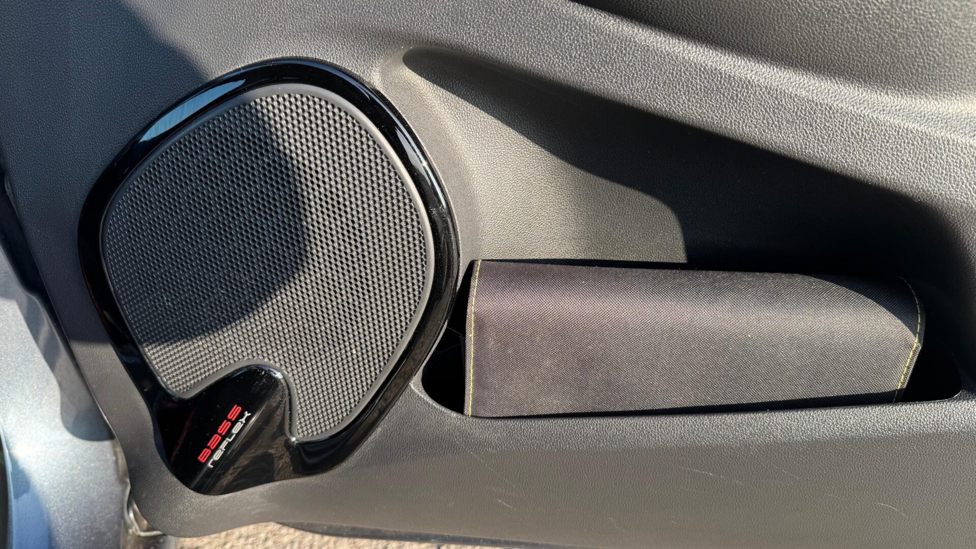 RENAULT CLIO LIMITED EDITION