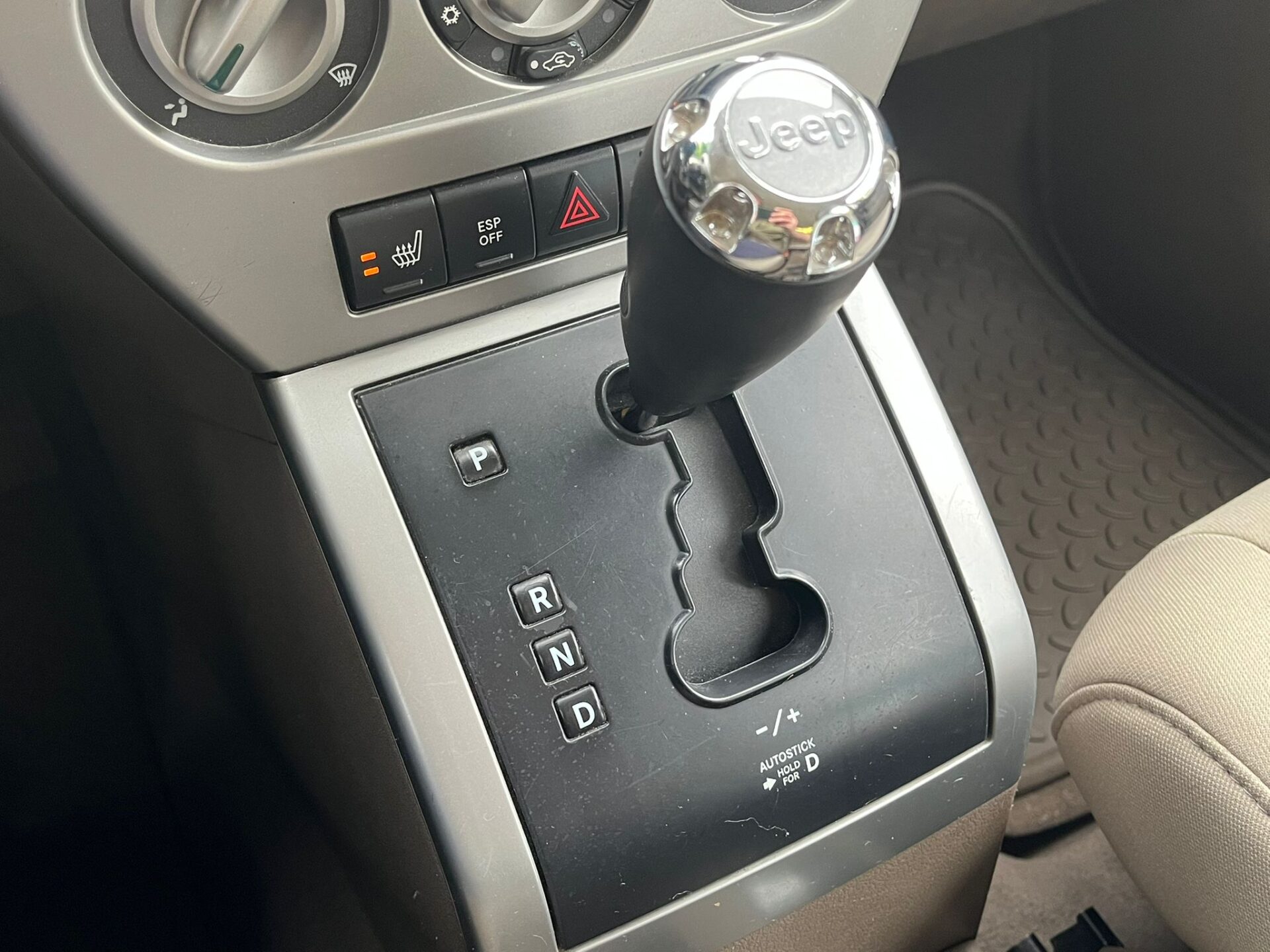JEEP COMPASS