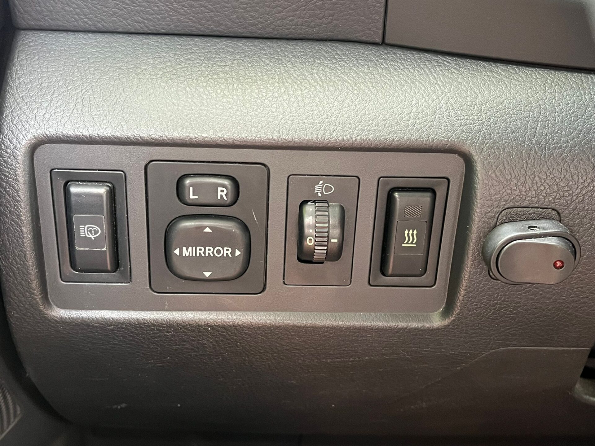 TOYOTA COROLLA VERSO