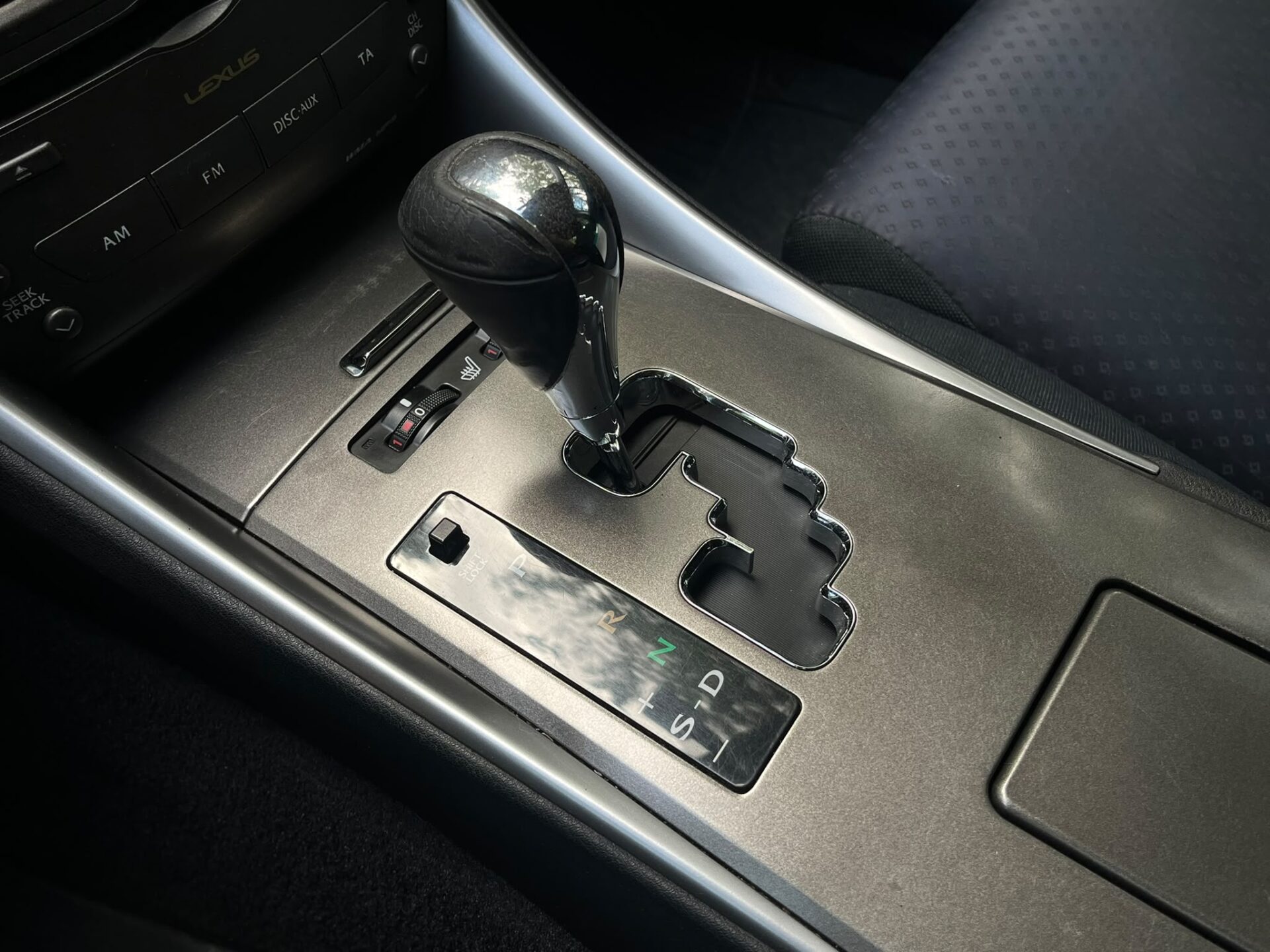 LEXUS IS 250