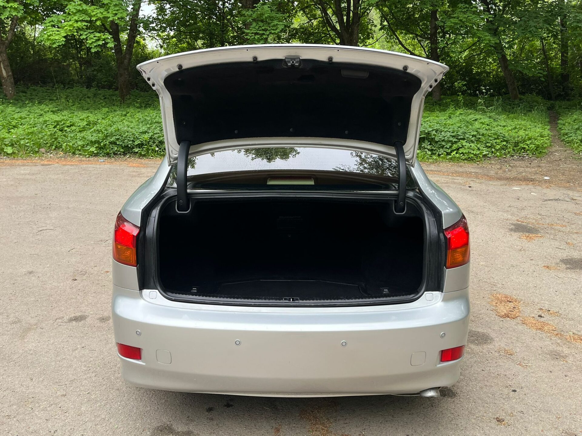 LEXUS IS 220