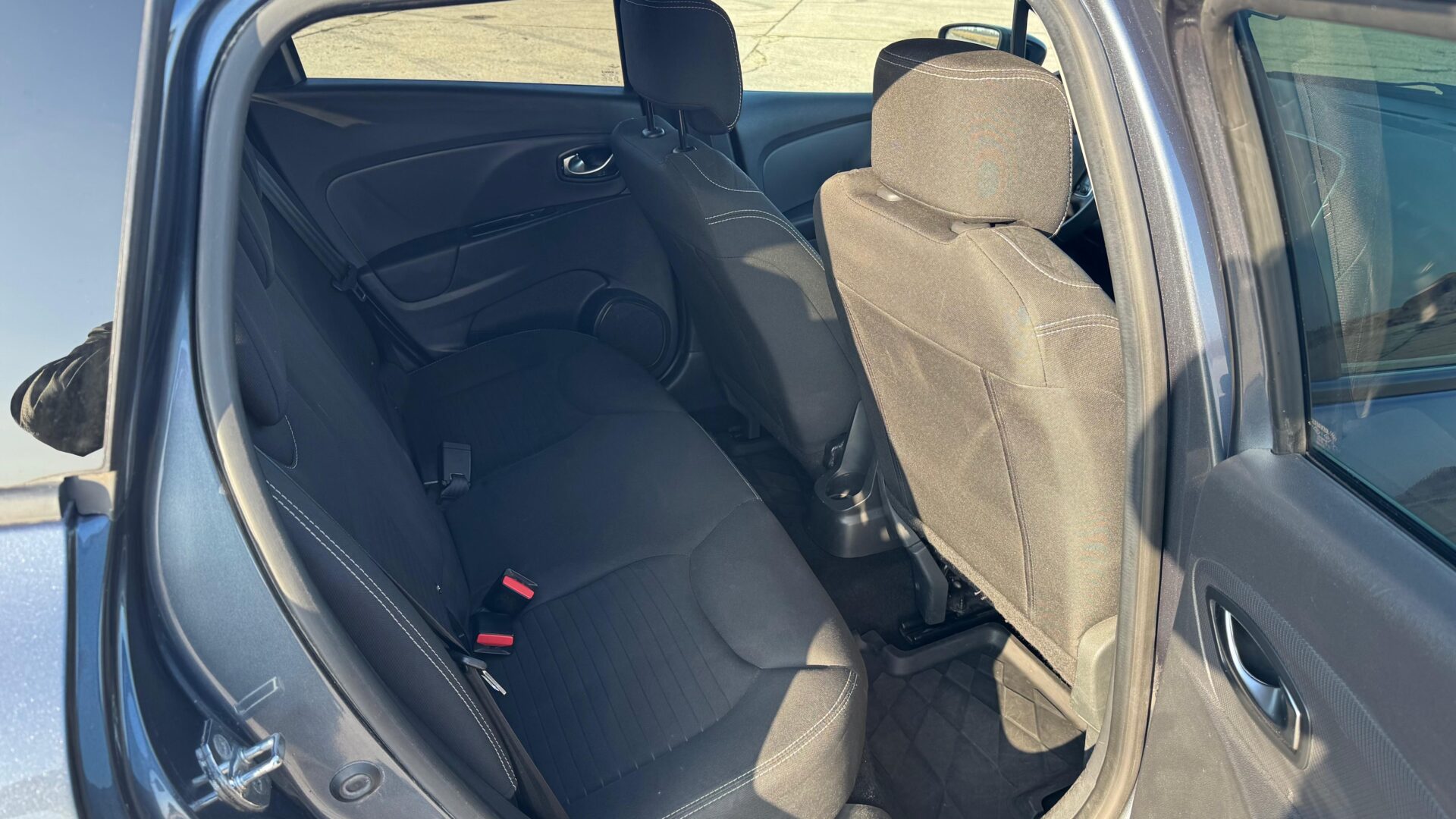 RENAULT CLIO LIMITED EDITION