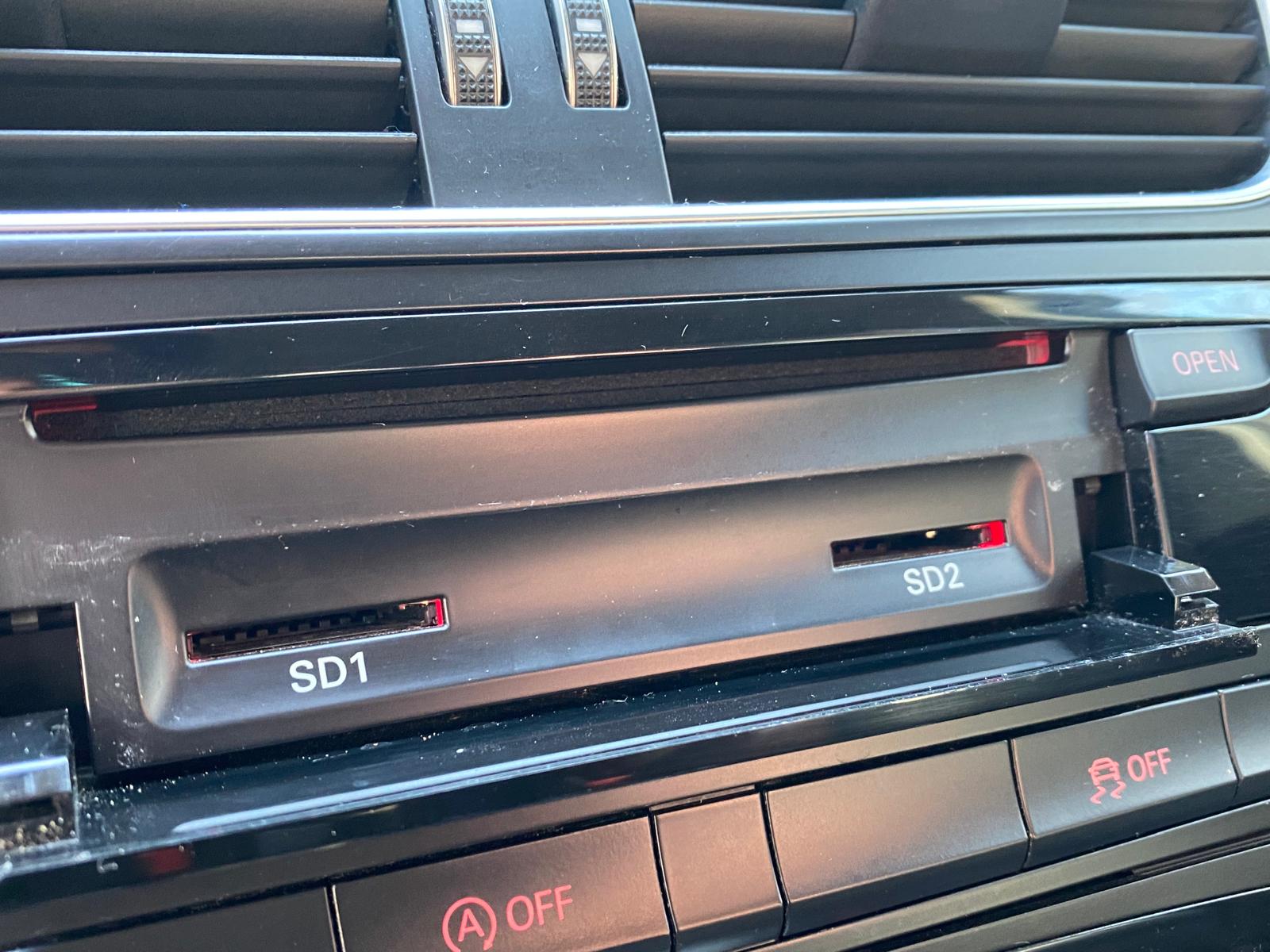 AUDI A4 S-LINE QUATTRO