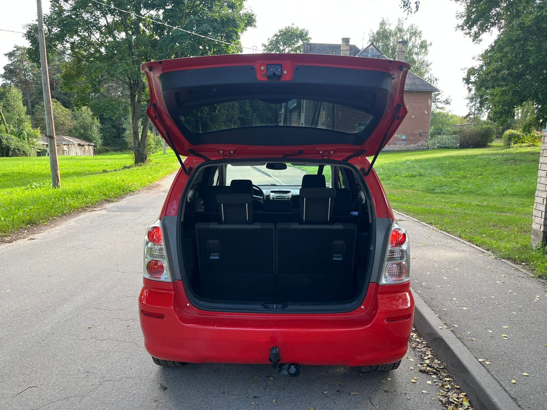 TOYOTA COROLLA VERSO