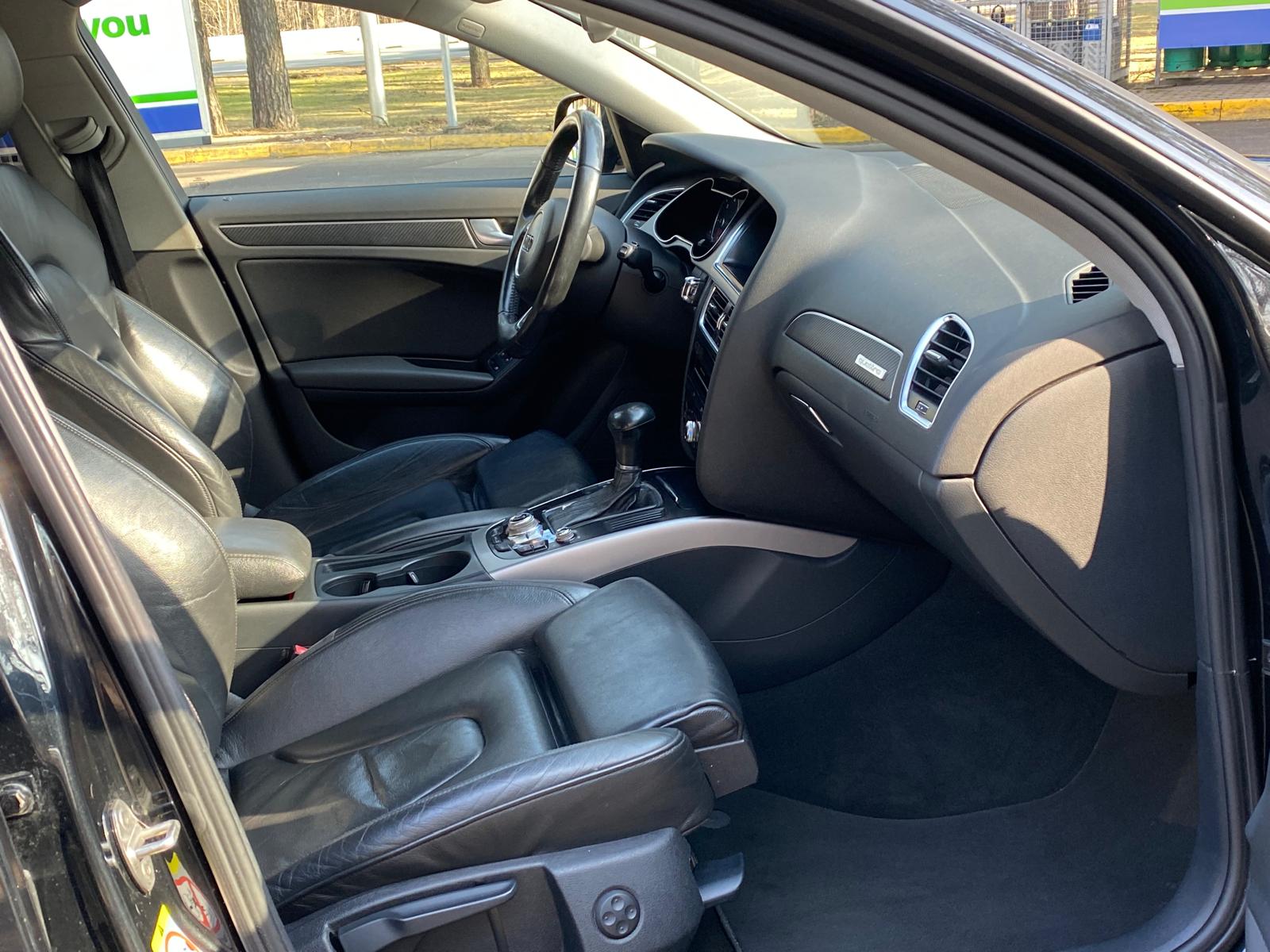 AUDI A4 S-LINE QUATTRO