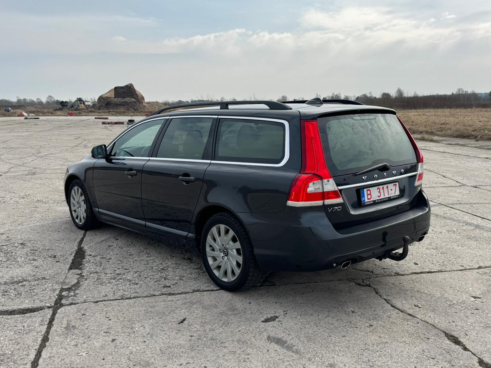 VOLVO V70