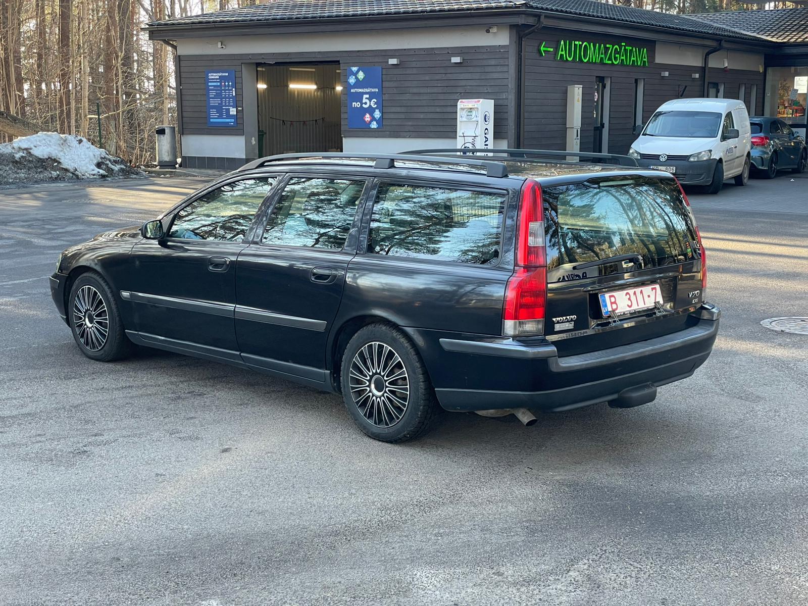 VOLVO V70