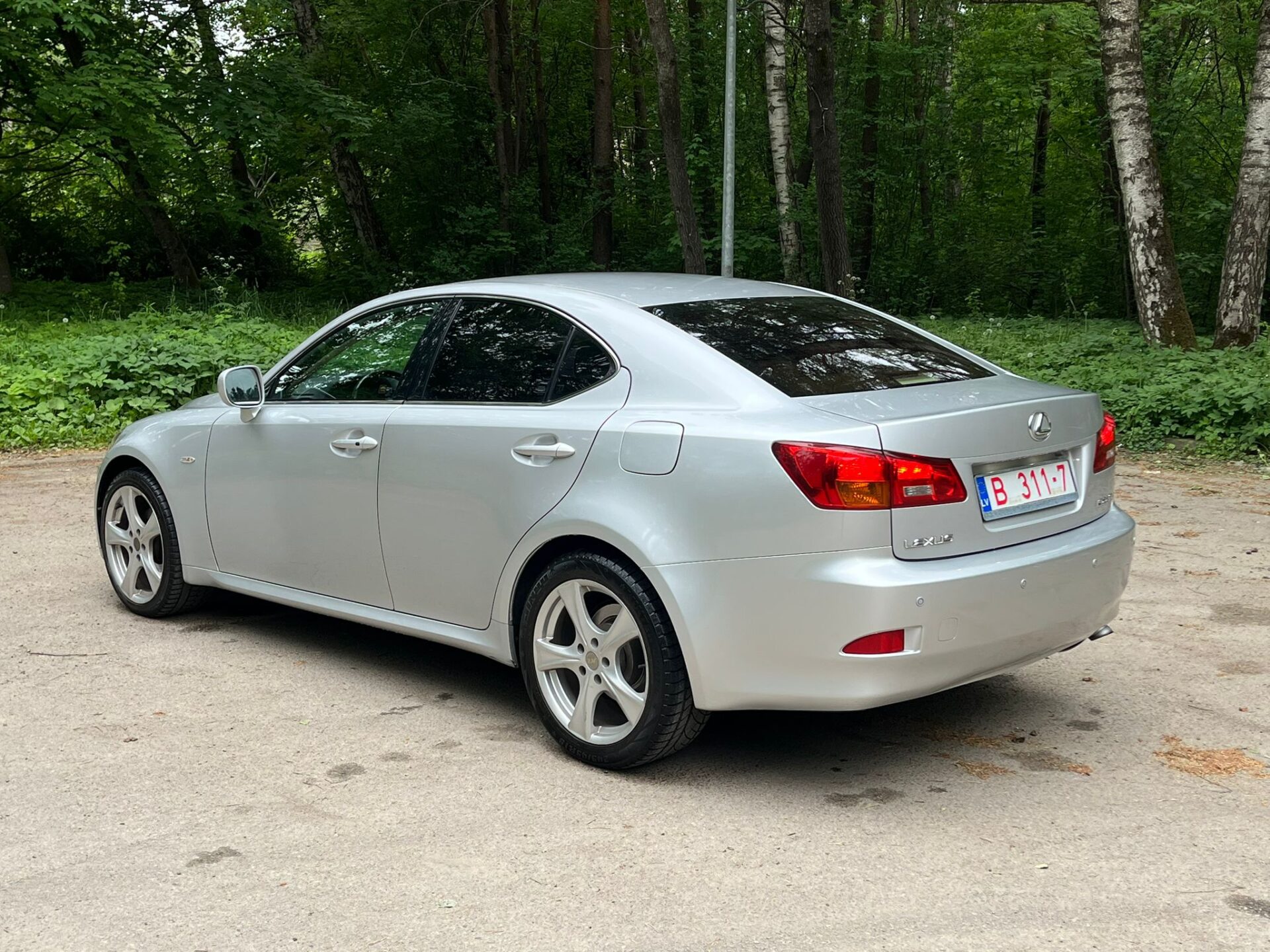 LEXUS IS 220