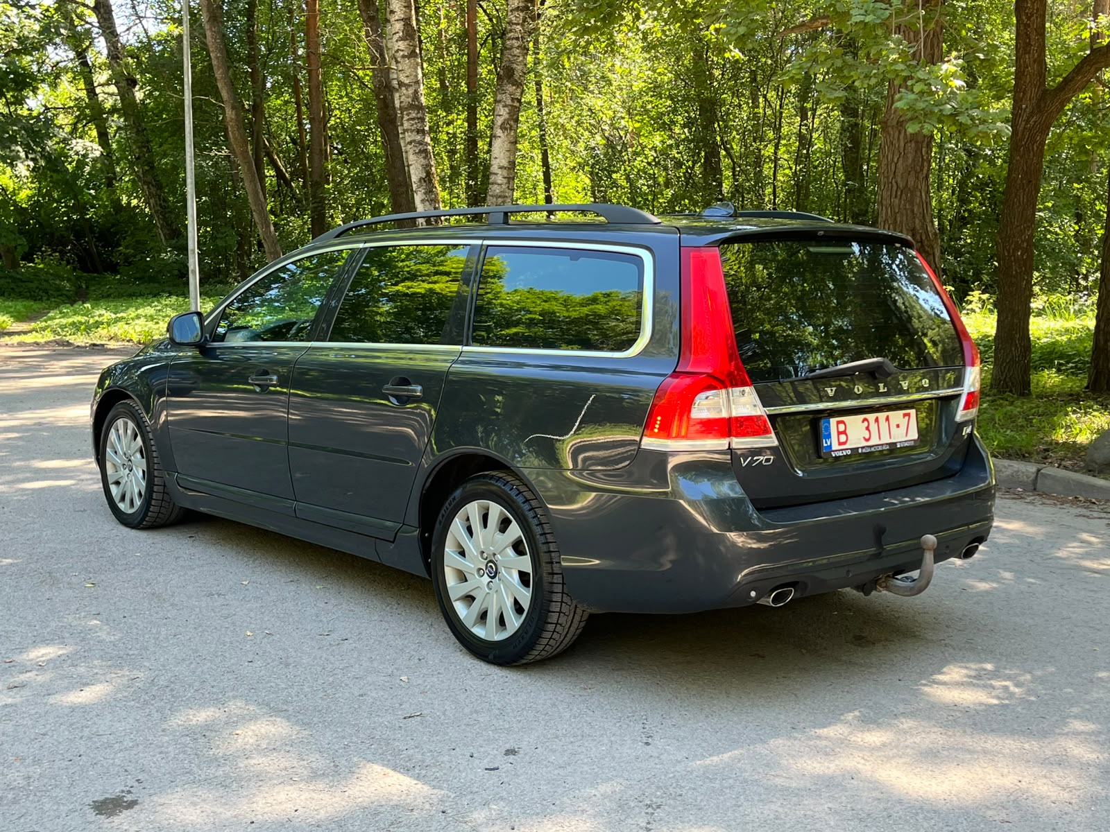 VOLVO V70