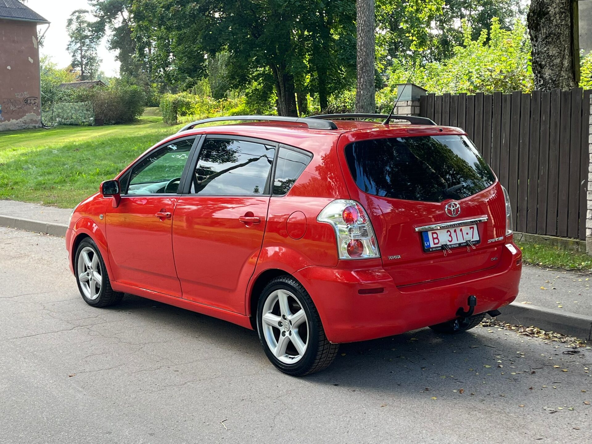 TOYOTA COROLLA VERSO