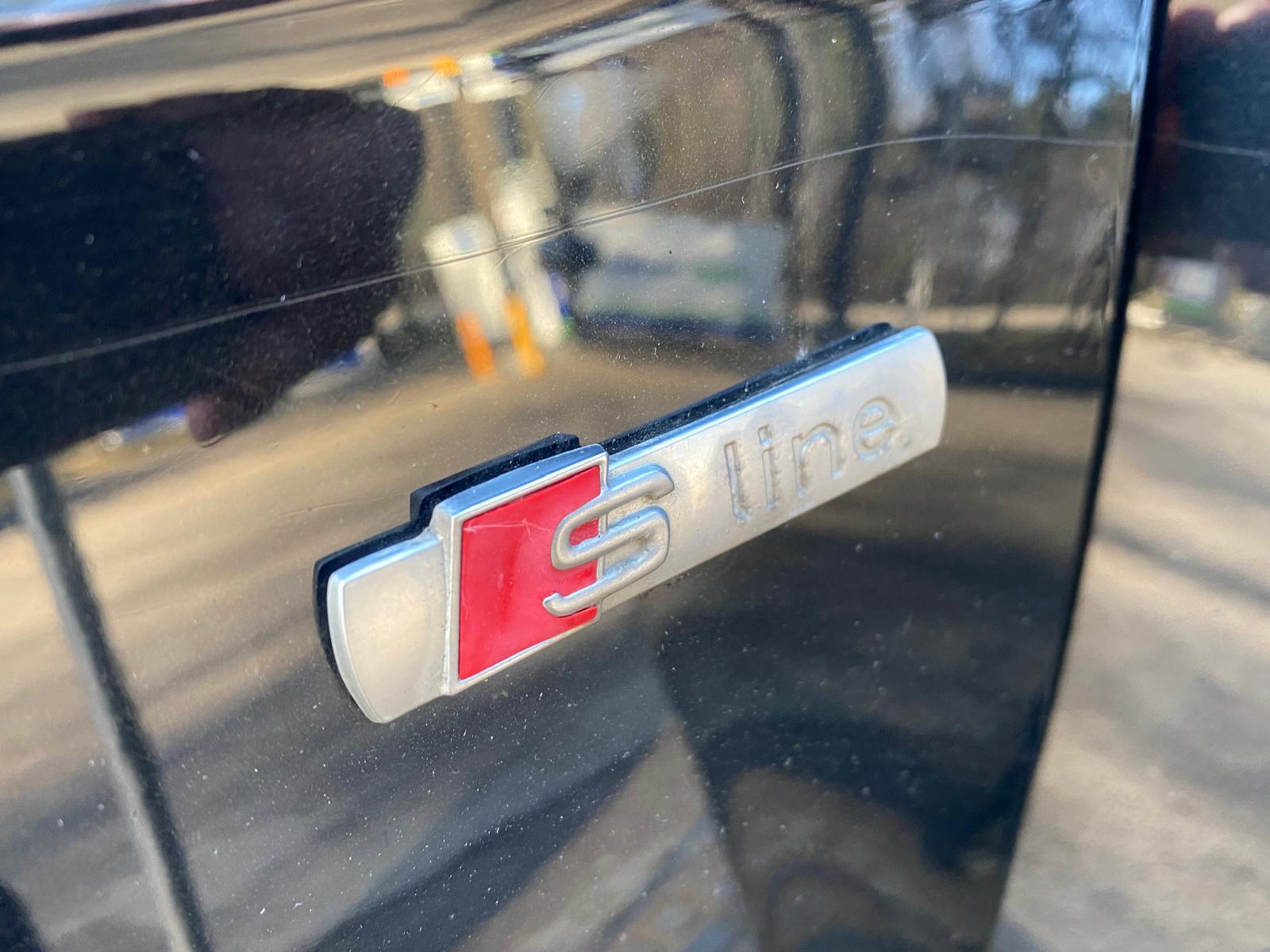 AUDI A4 S-LINE QUATTRO