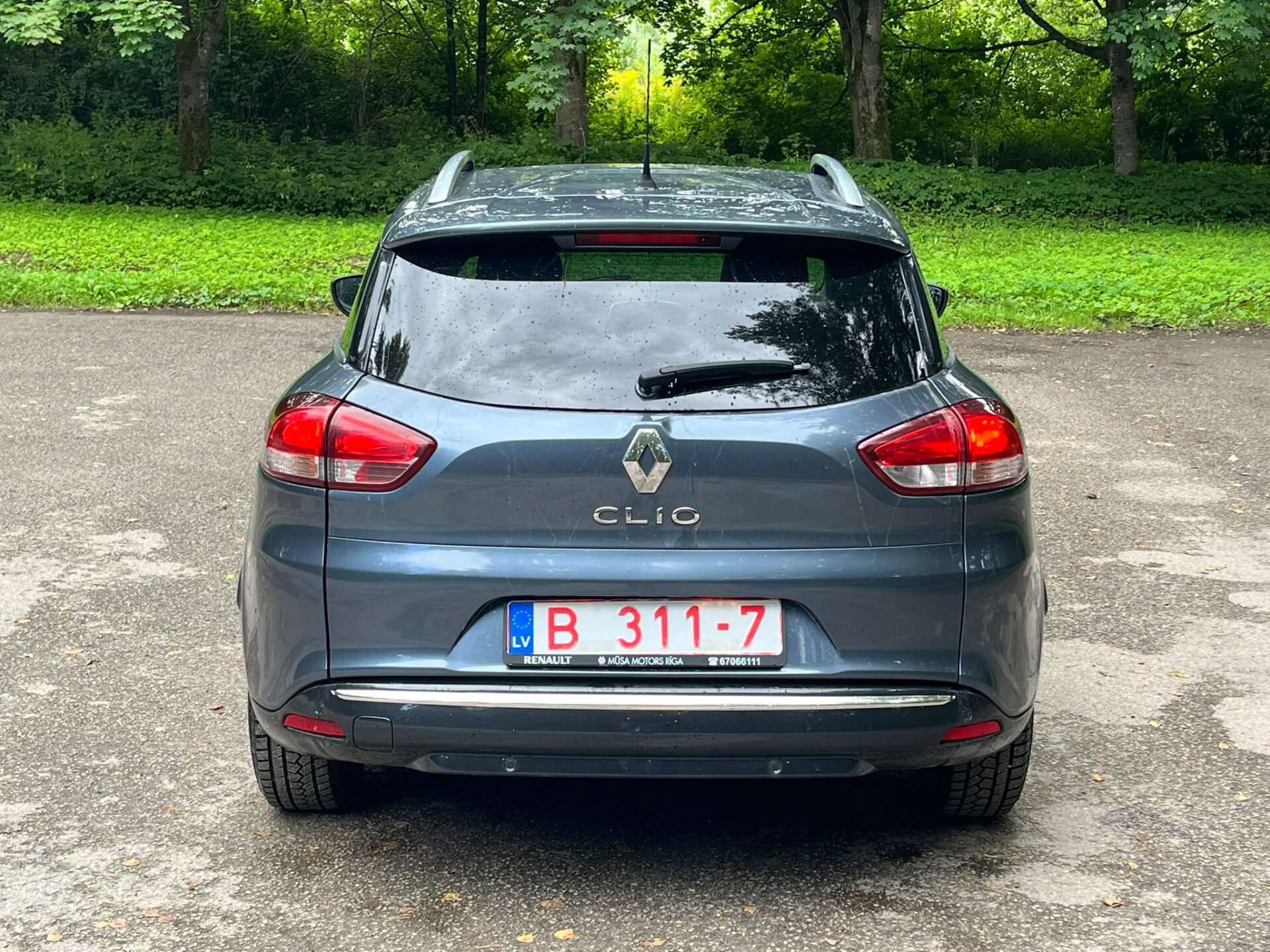 RENAULT CLIO LIMITED EDITION