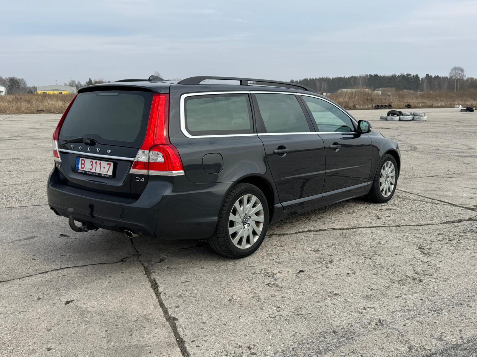 VOLVO V70