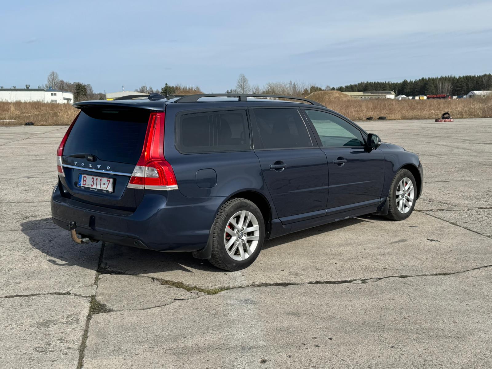 VOLVO V70