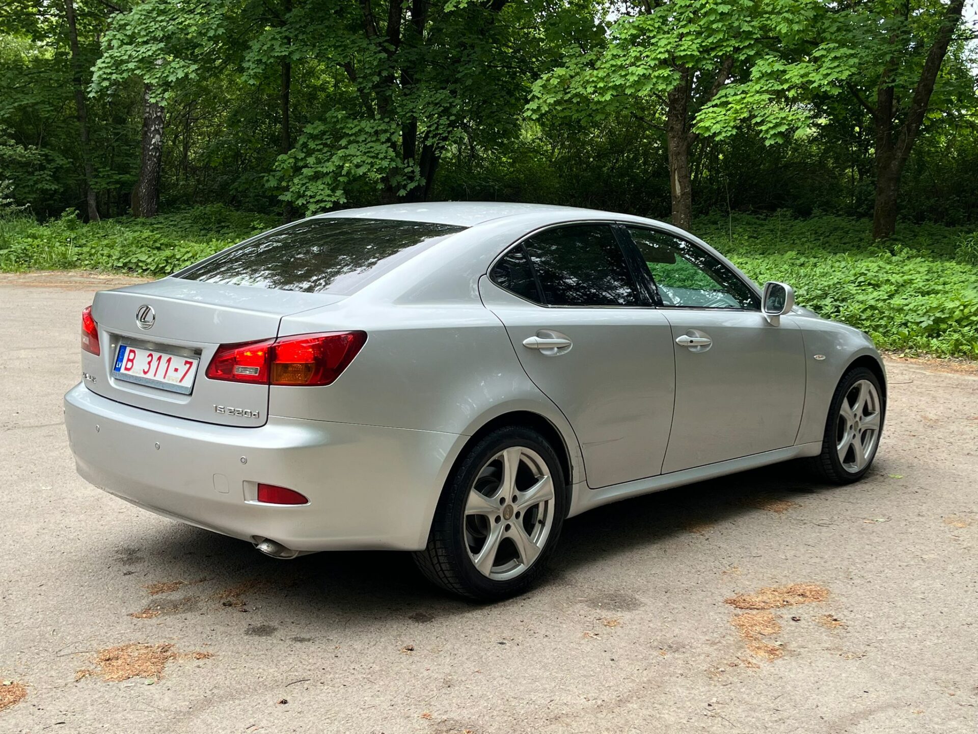LEXUS IS 220