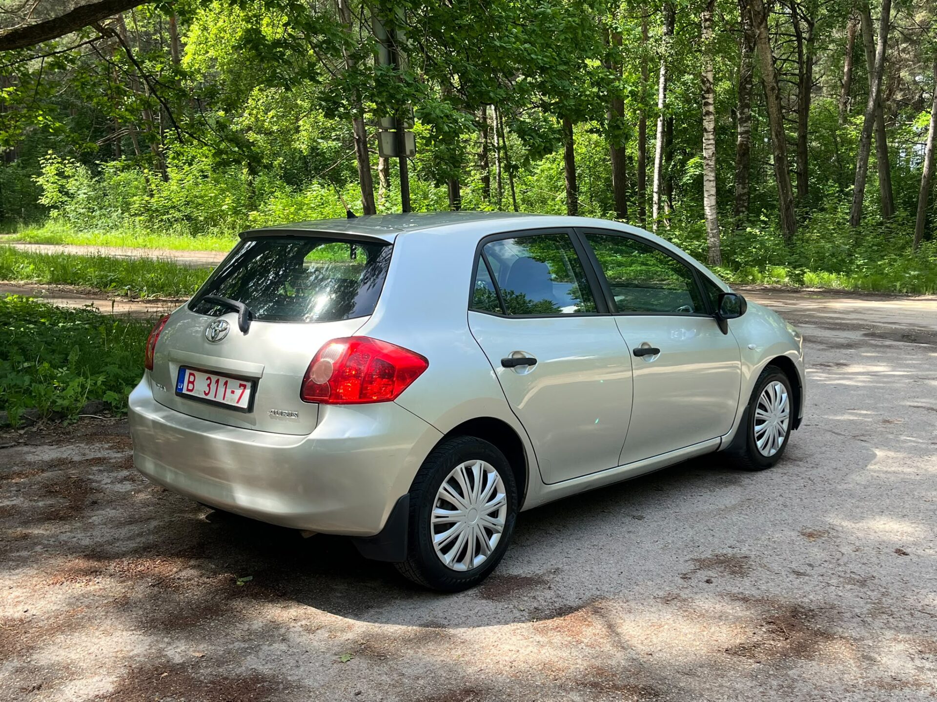 TOYOTA AURIS