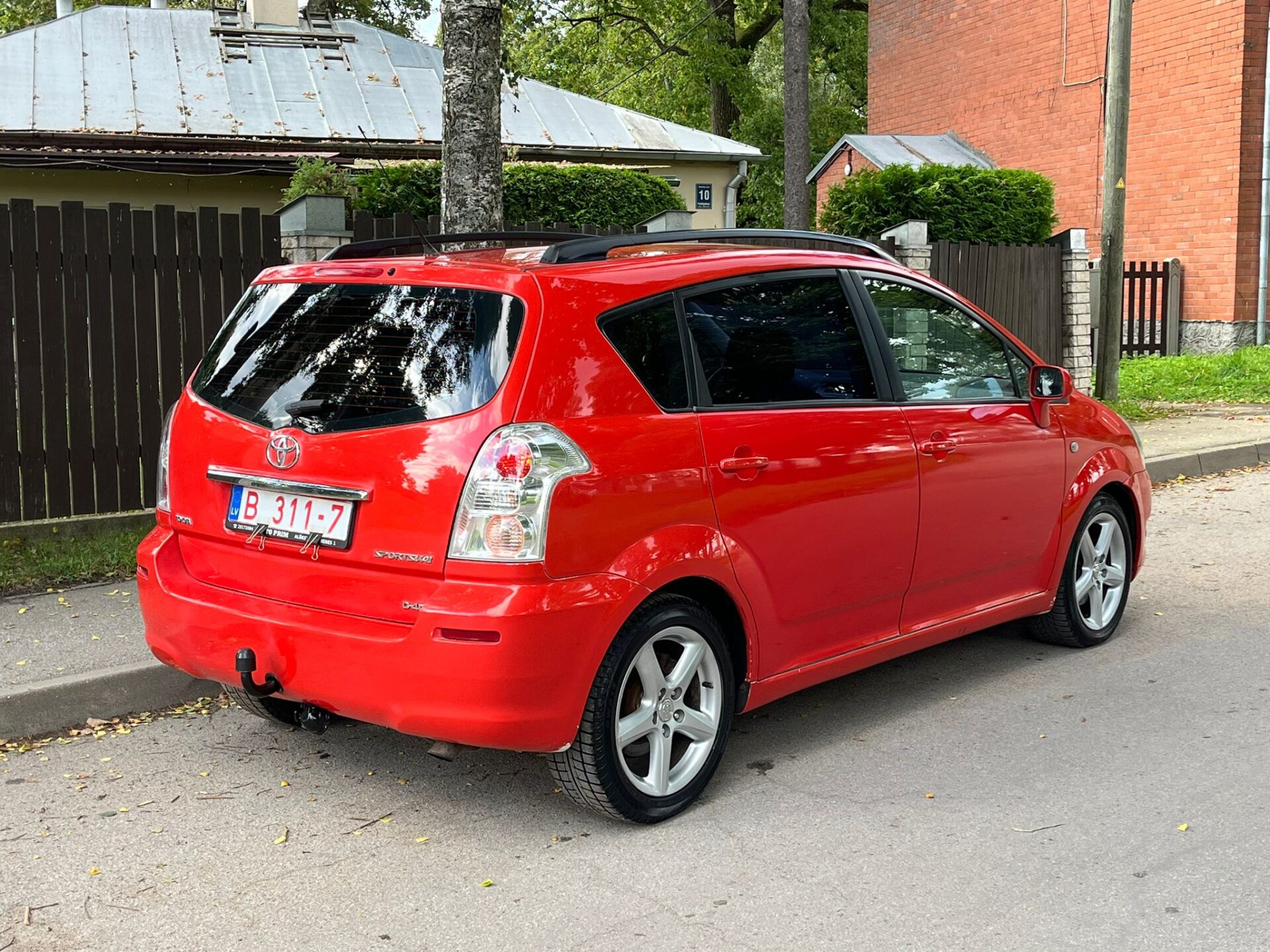 TOYOTA COROLLA VERSO