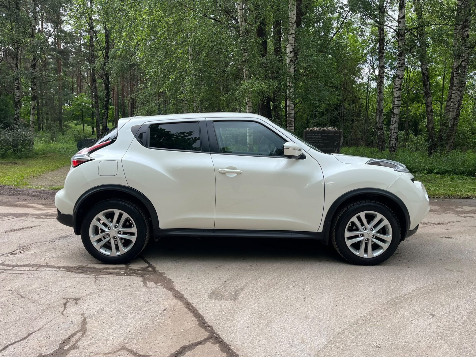 NISSAN JUKE