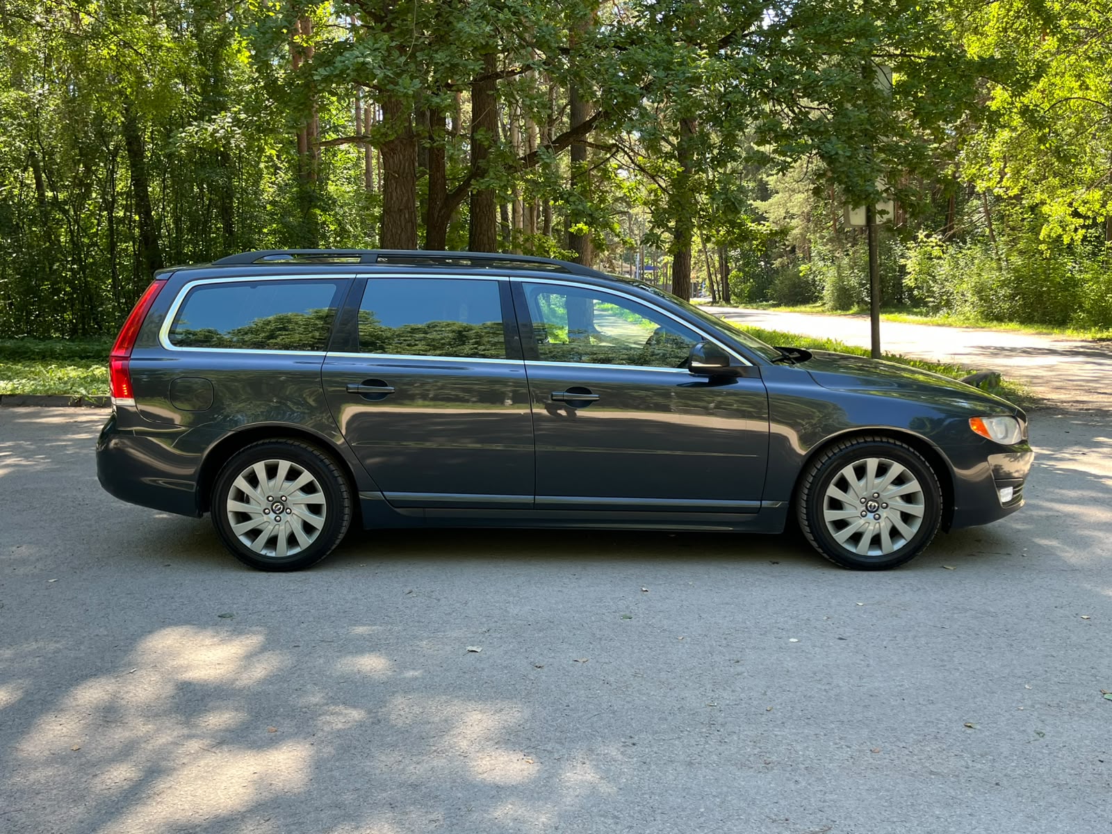 VOLVO V70