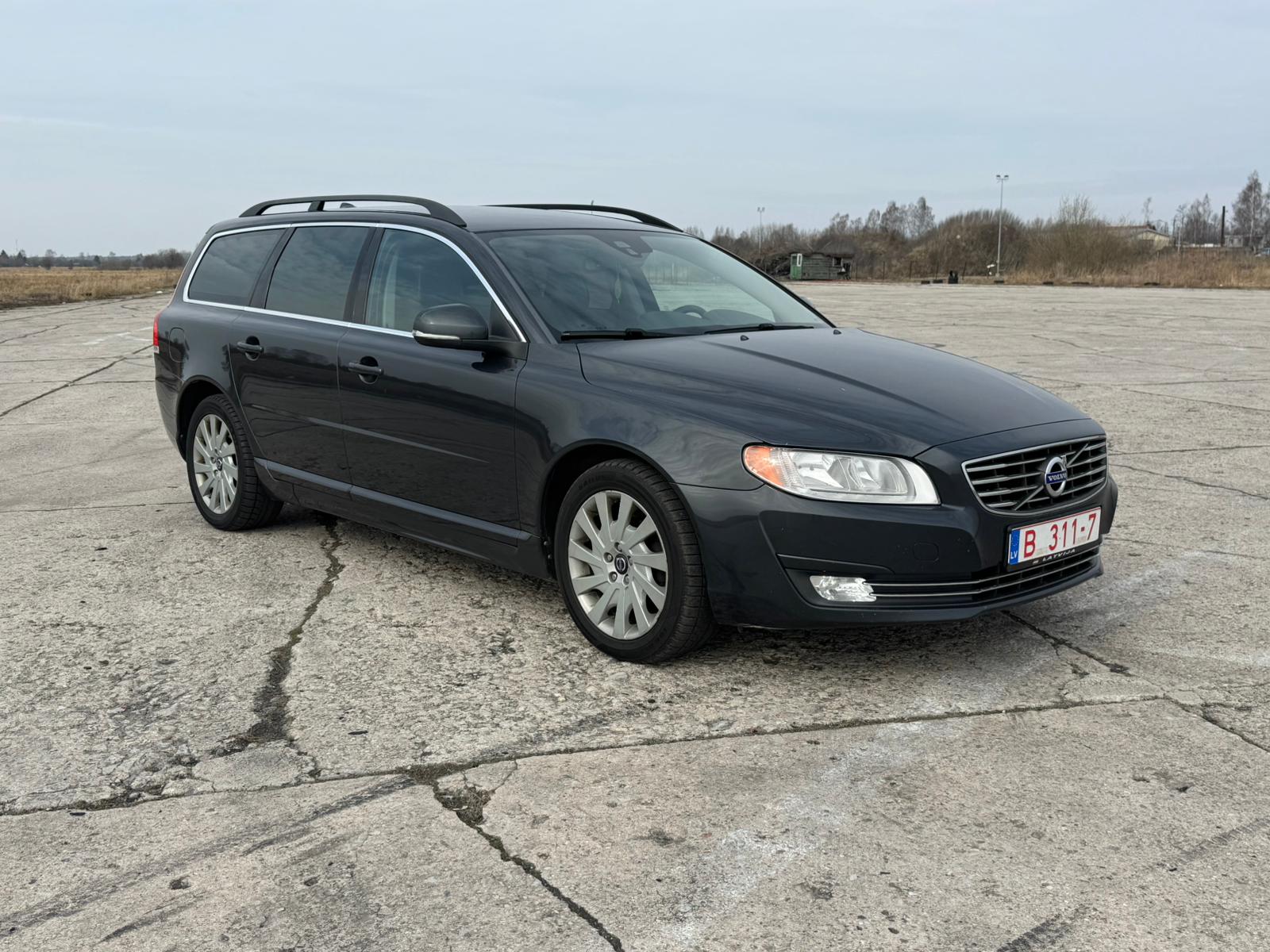 VOLVO V70