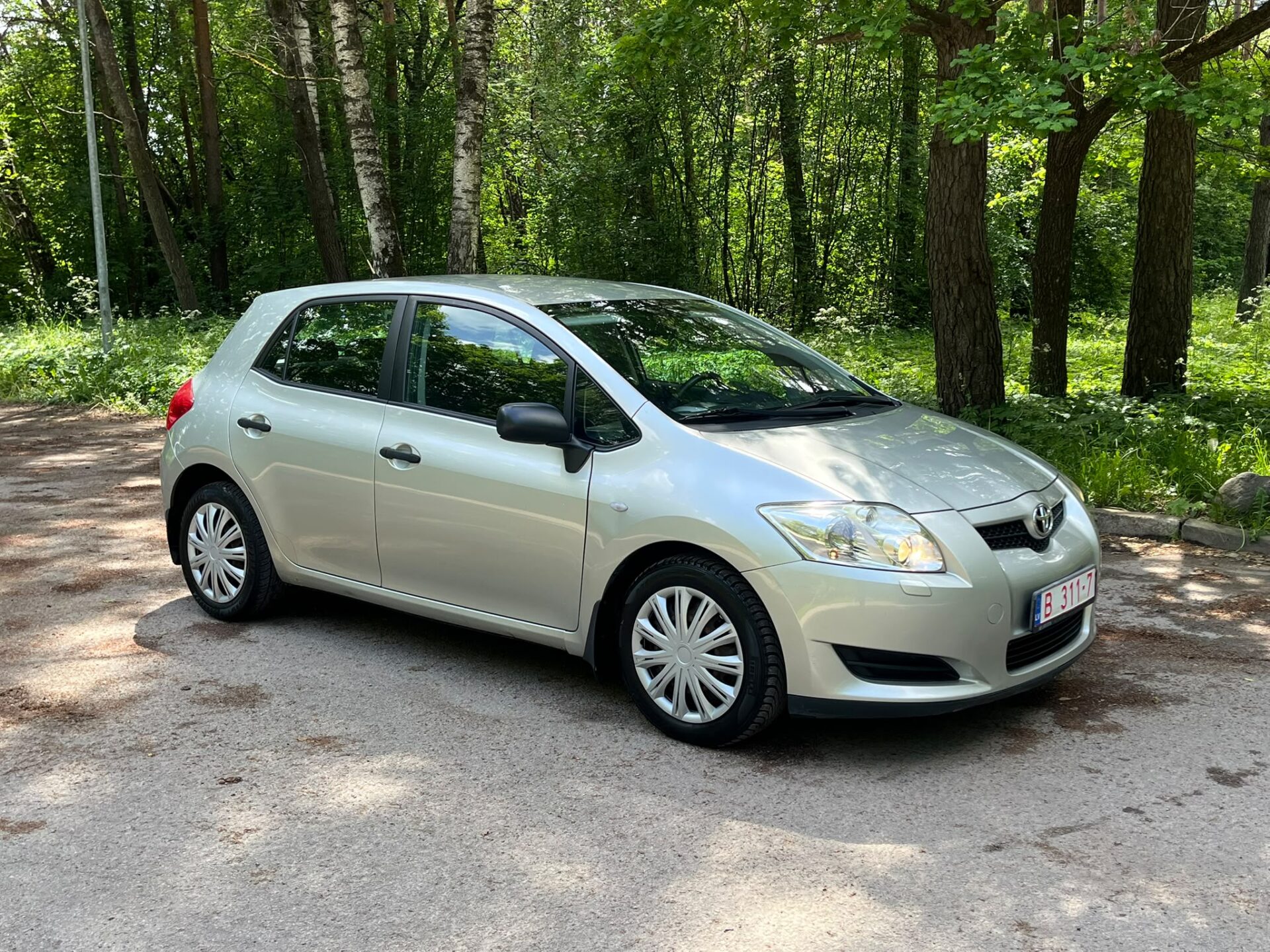 TOYOTA AURIS