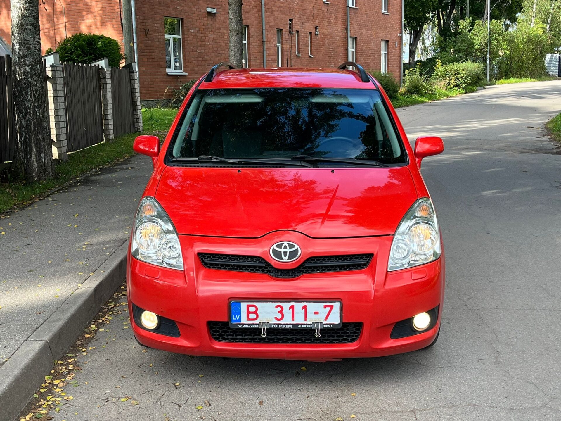 TOYOTA COROLLA VERSO