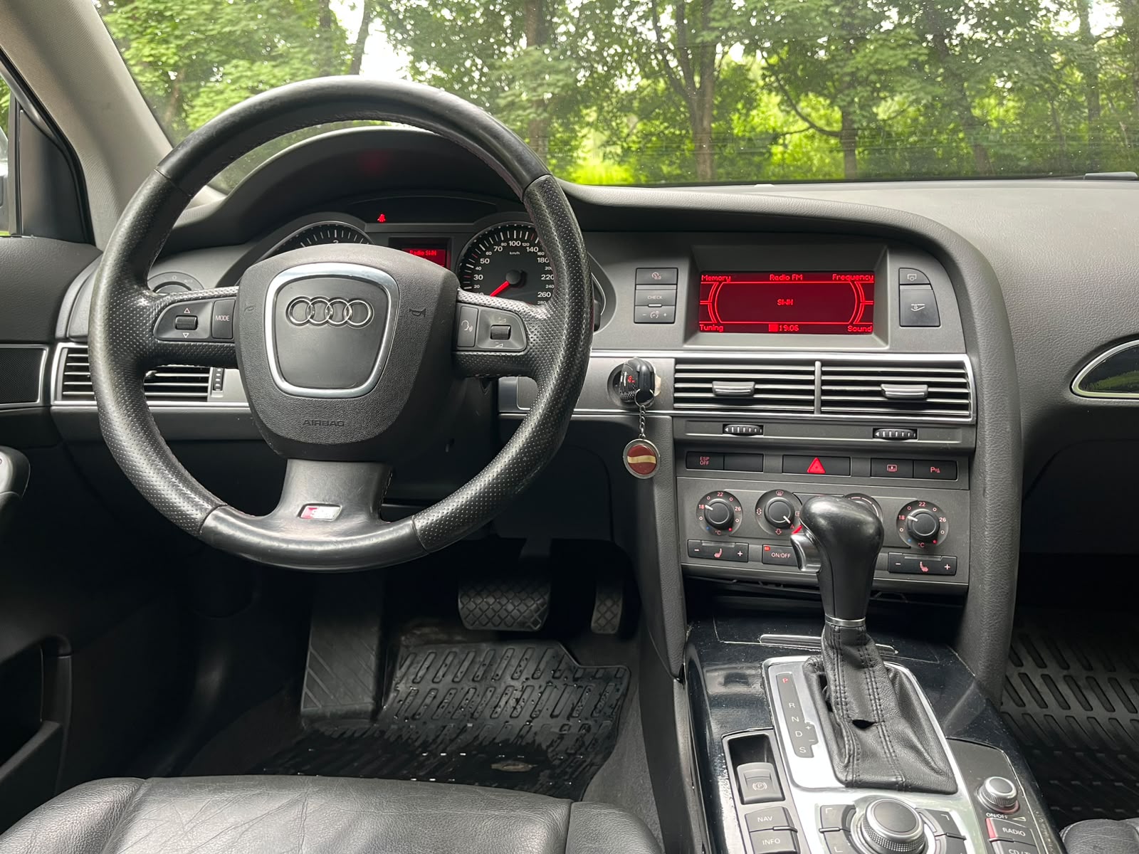 AUDI A6 QUATTRO