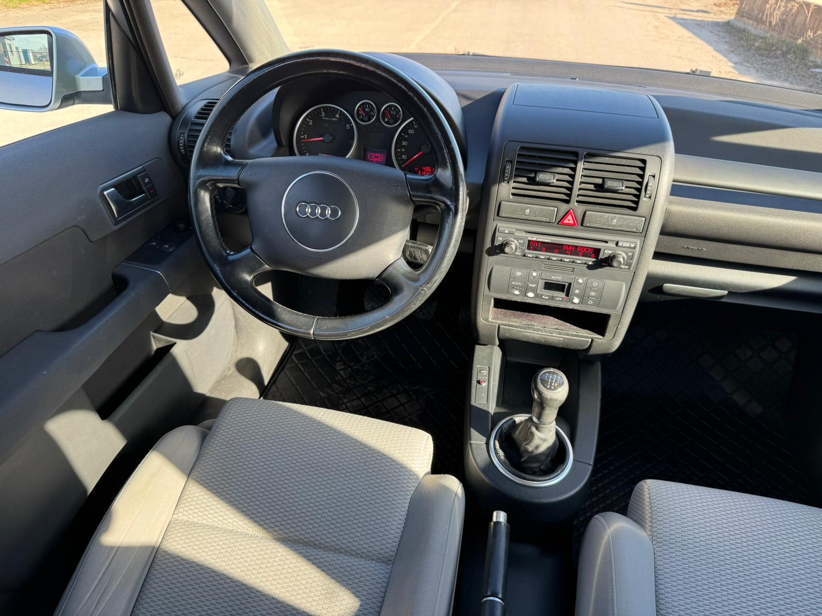 AUDI A2