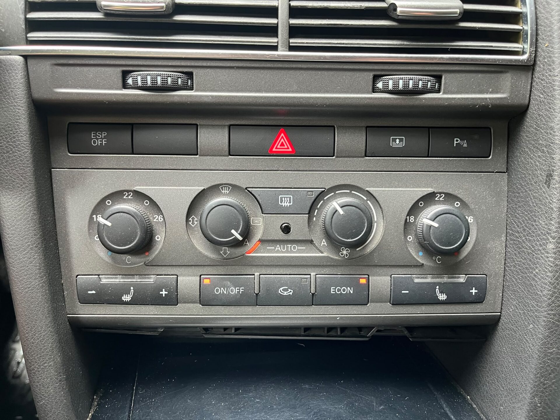 AUDI A6 QUATTRO