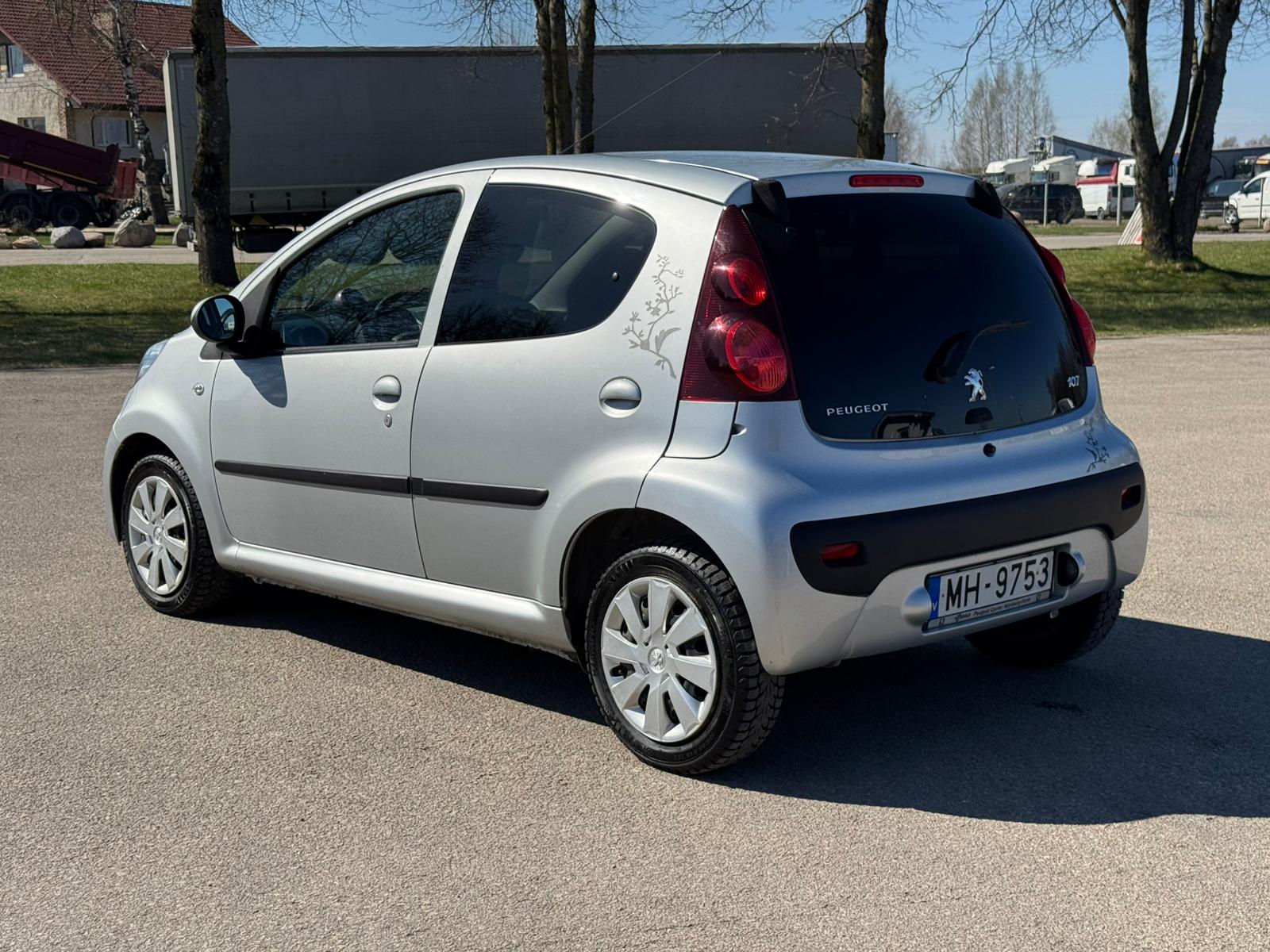 PEUGEOT 107 STYLE
