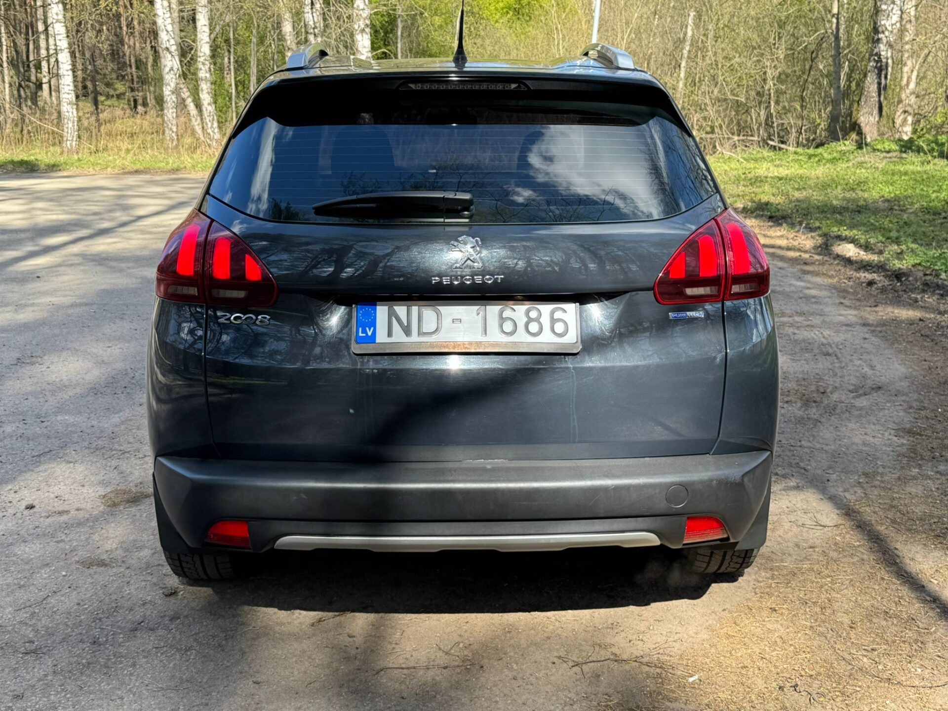 PEUGEOT 2008
