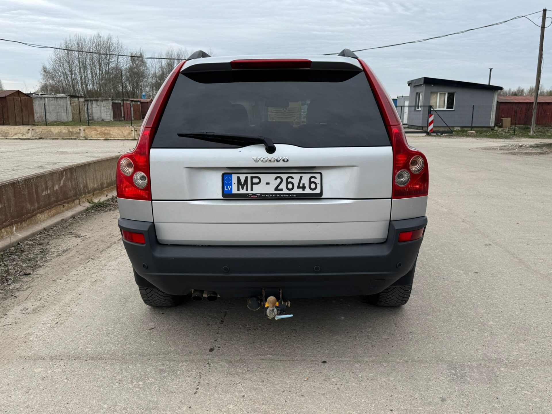 VOLVO XC90 7-VIETAS