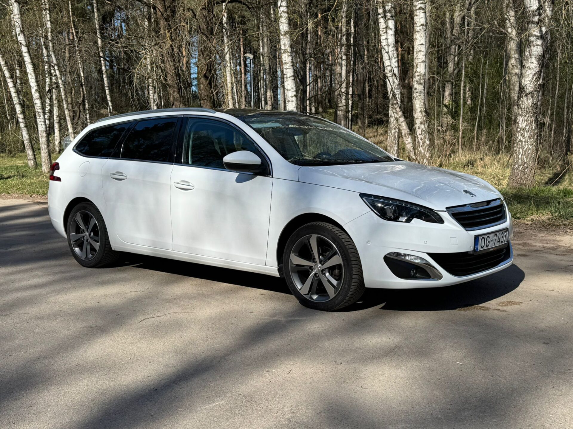 PEUGEOT 308