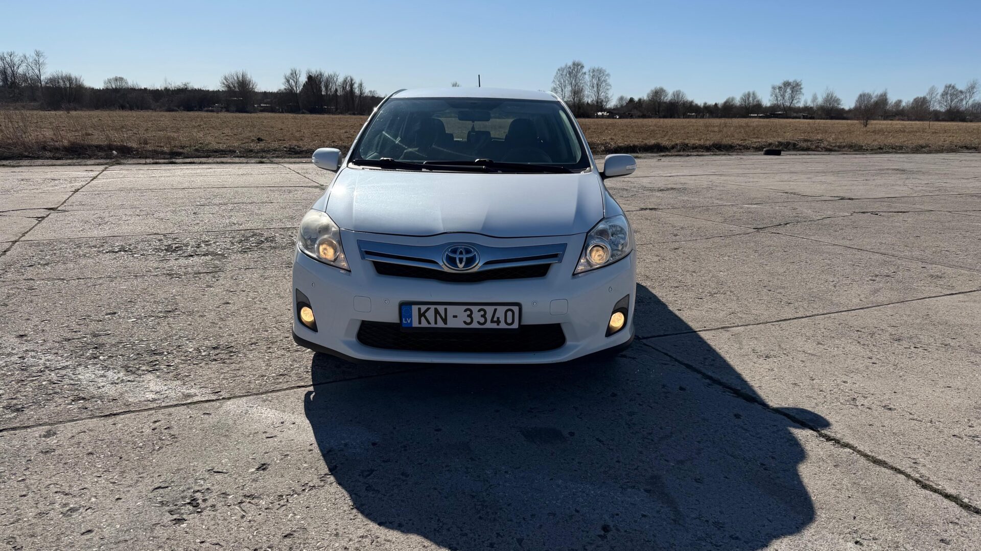 TOYOTA AURIS HYBRID