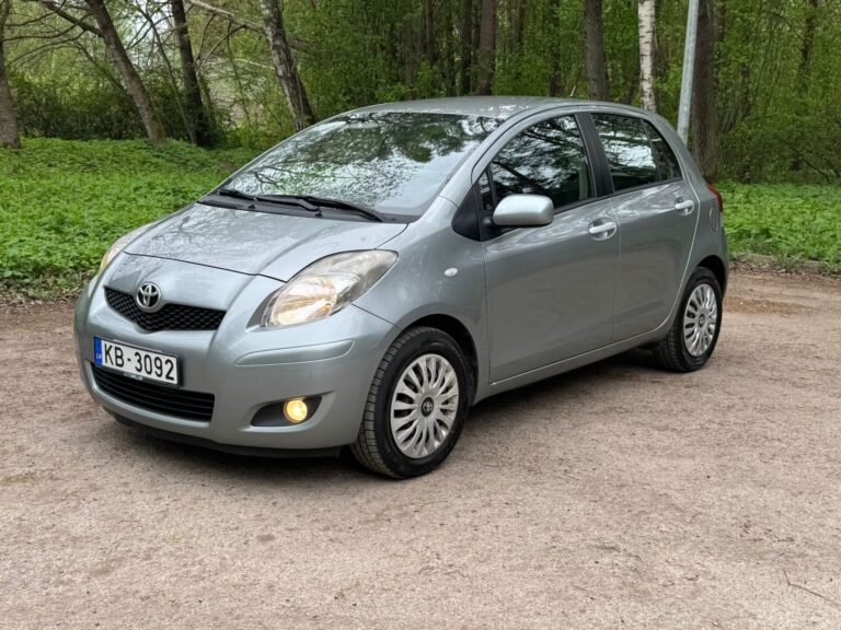 TOYOTA YARIS