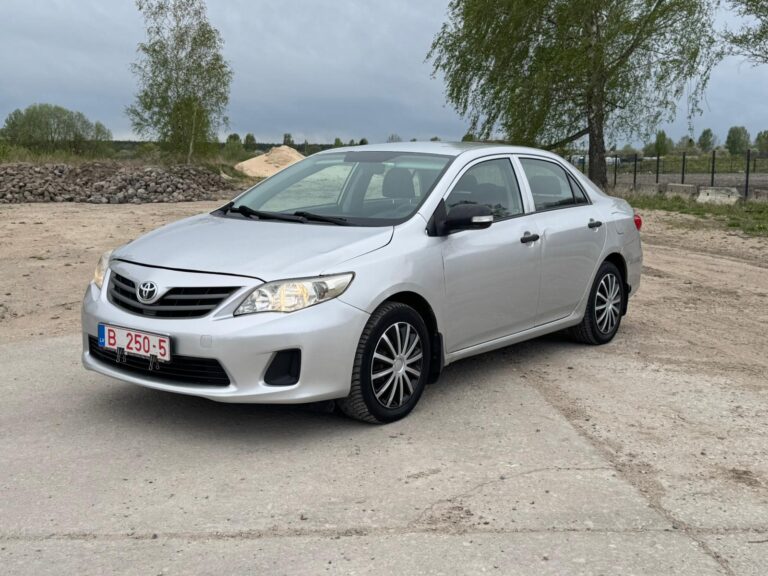TOYOTA COROLLA