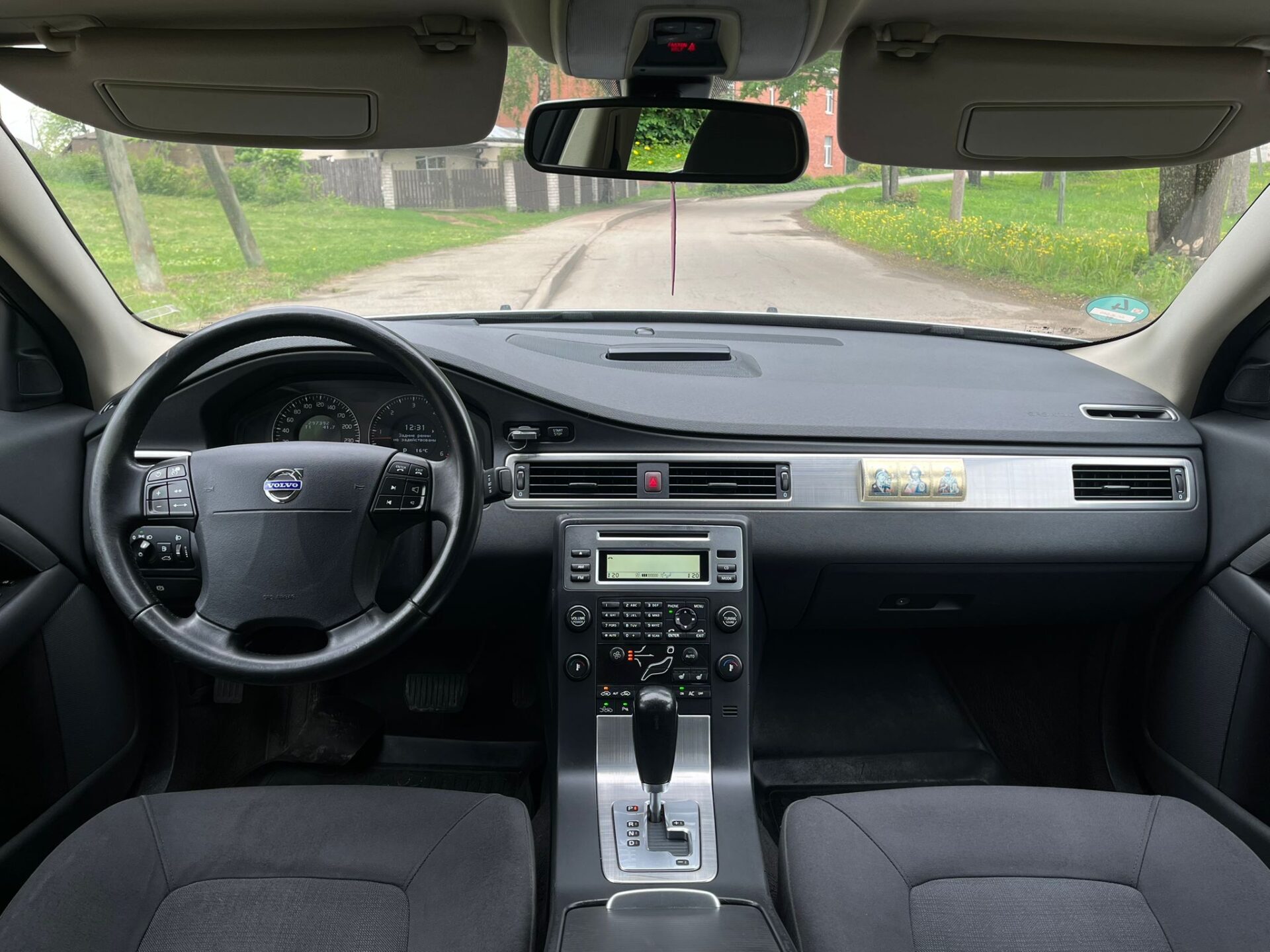 VOLVO S80