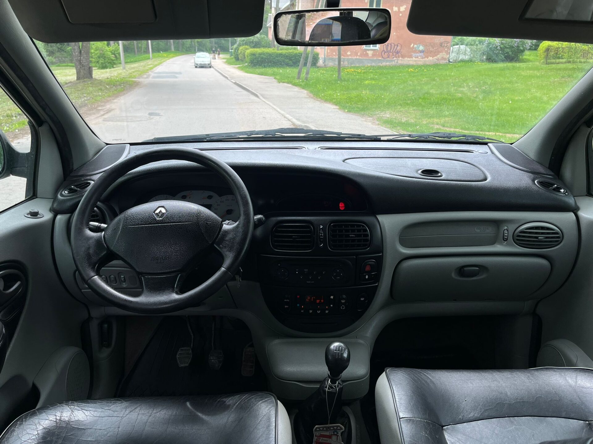 RENAULT MEGANE SCENIC