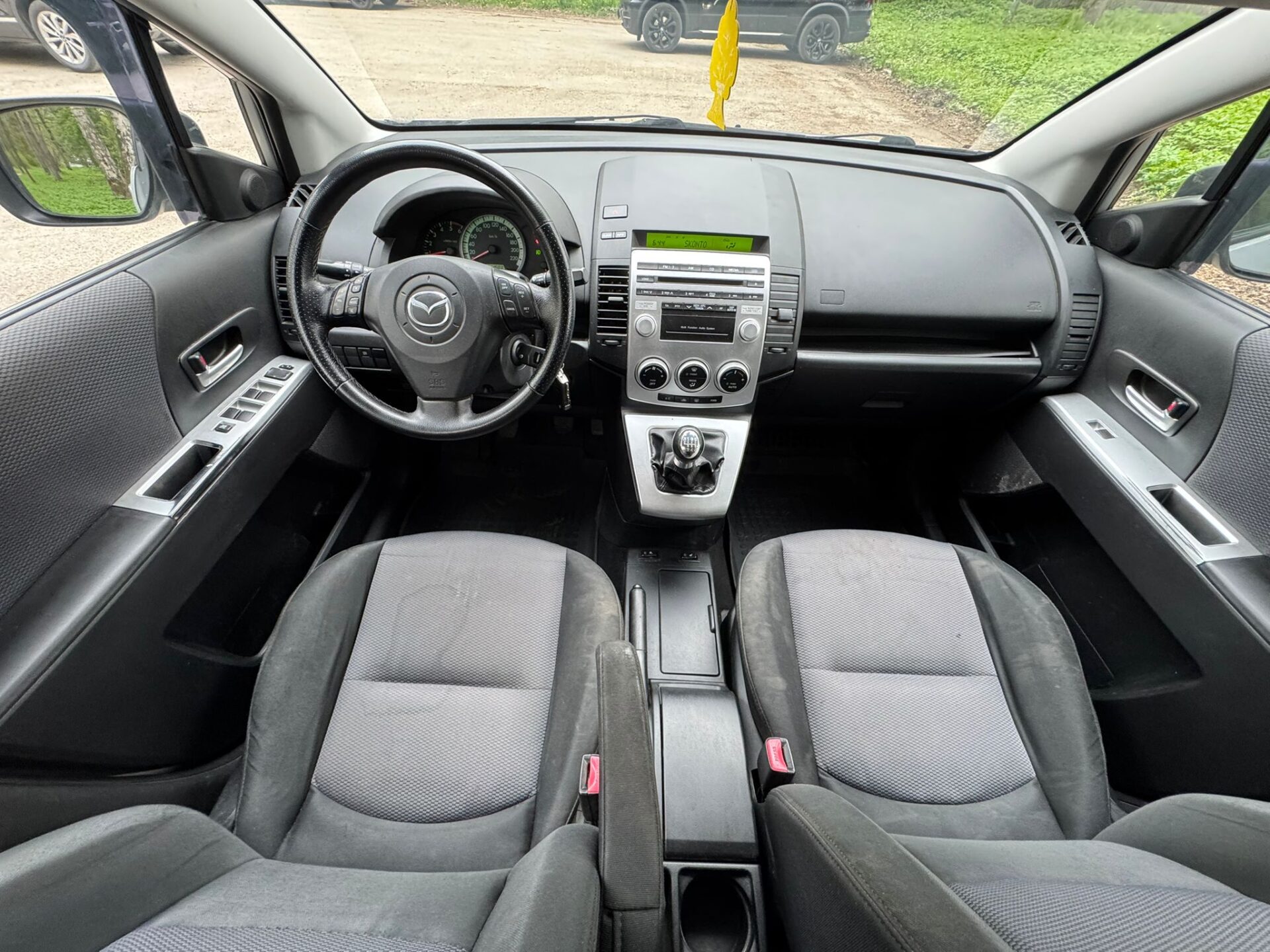 MAZDA 5 7-VIETAS