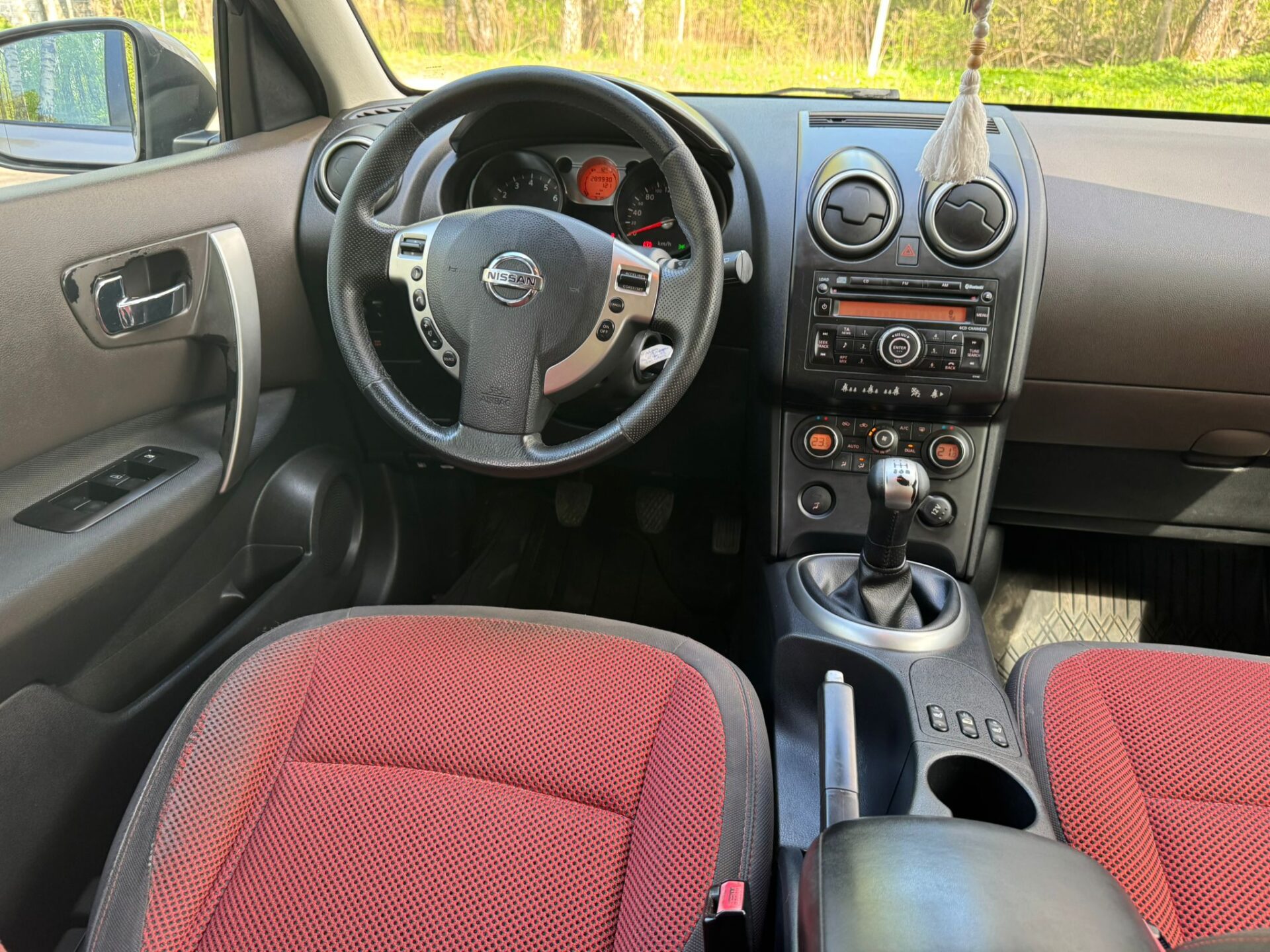 NISSAN QASHQAI