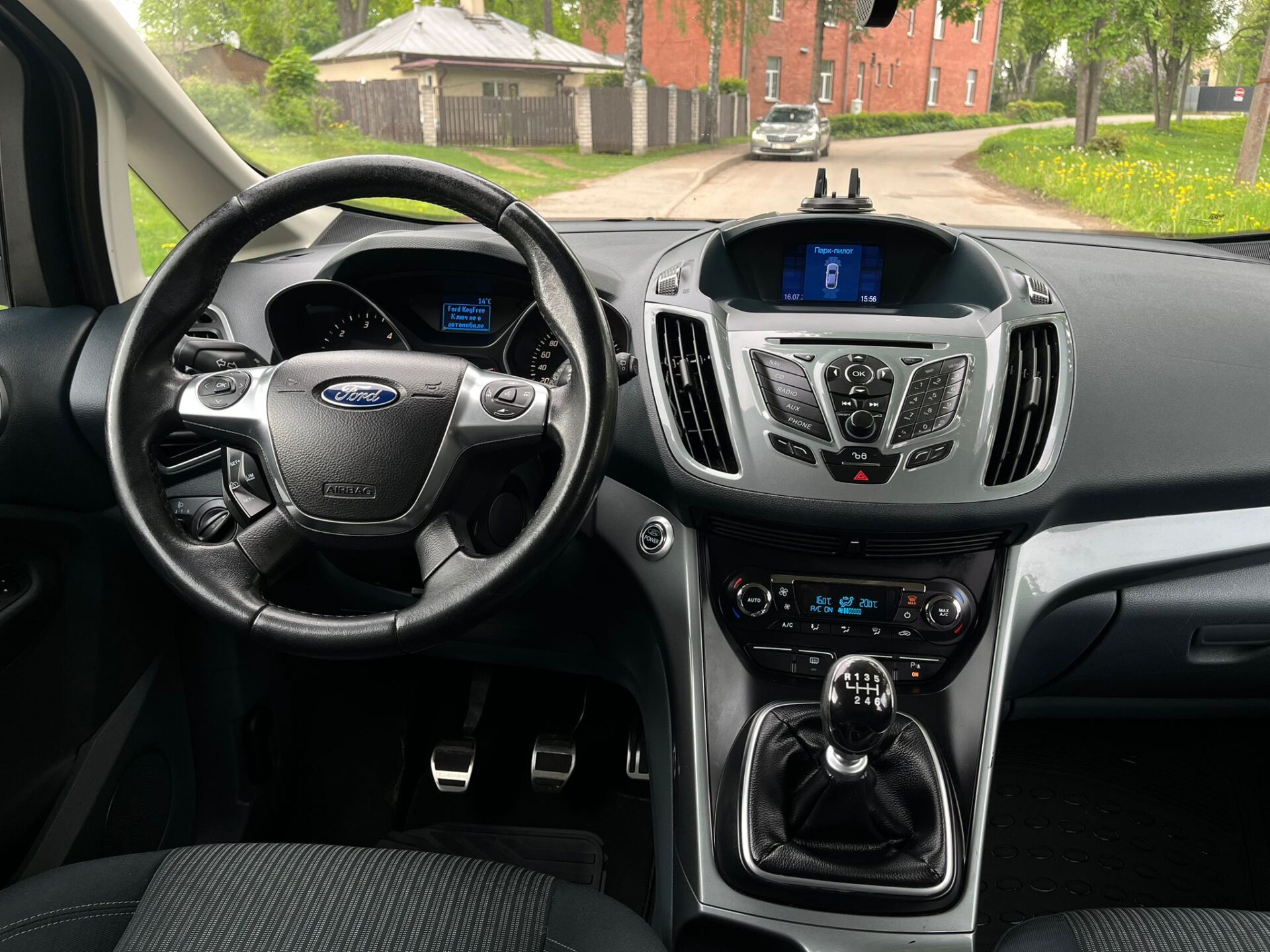 FORD GRAND C-MAX 7-VIETAS