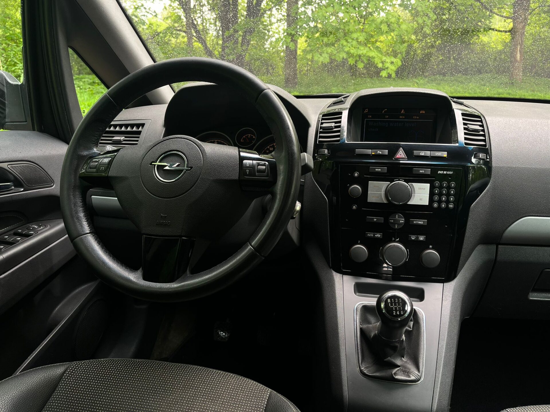 OPEL ZAFIRA 7-VIETAS